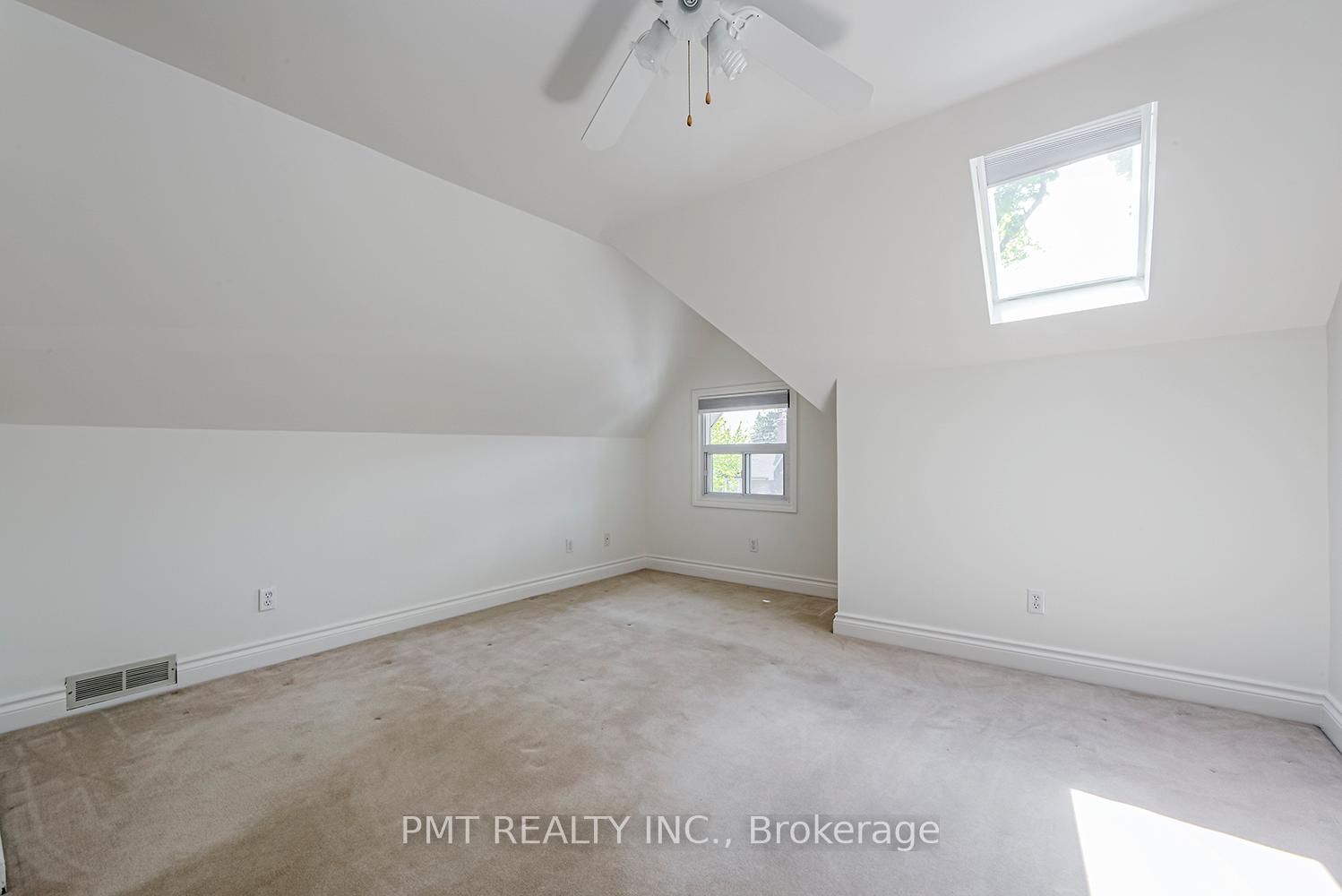 Photo 12 of 40 Garnock Avenue, Toronto, North Riverdale — HOMEH