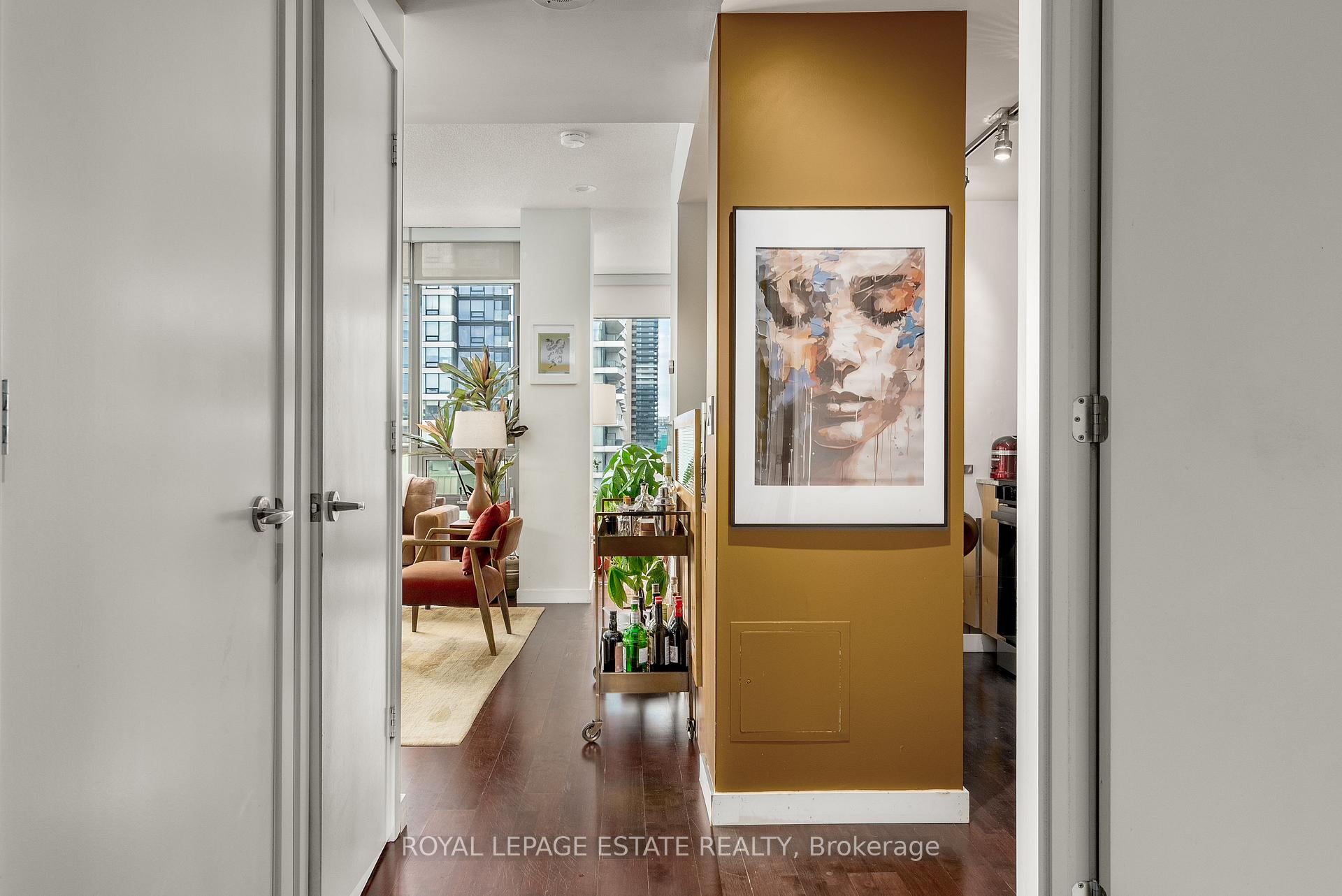 Photo 1 of Unit 1003, 281 Mutual Street, Toronto, Church-Yonge Corridor — HOMEH
