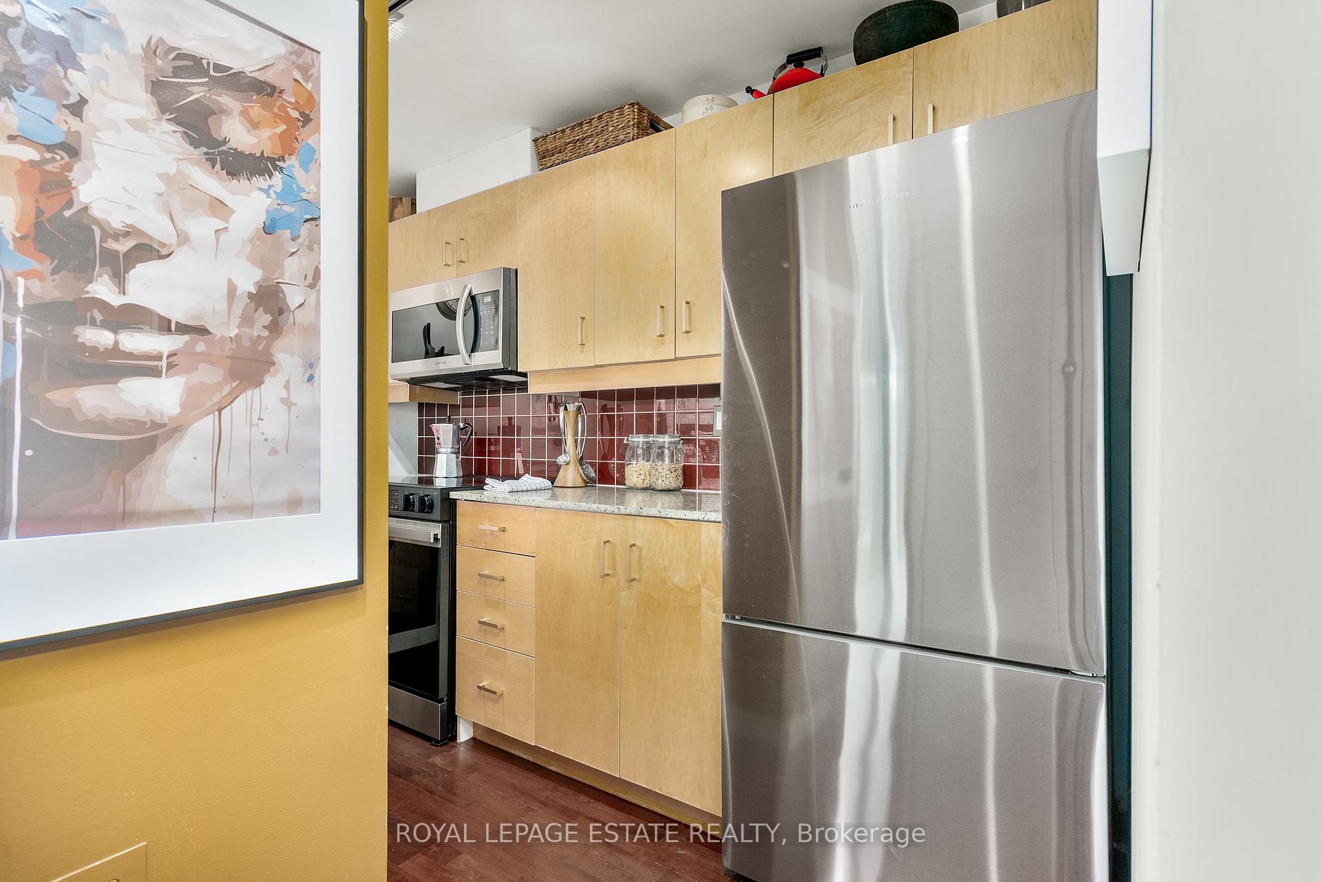 Photo 3 of Unit 1003, 281 Mutual Street, Toronto, Church-Yonge Corridor — HOMEH