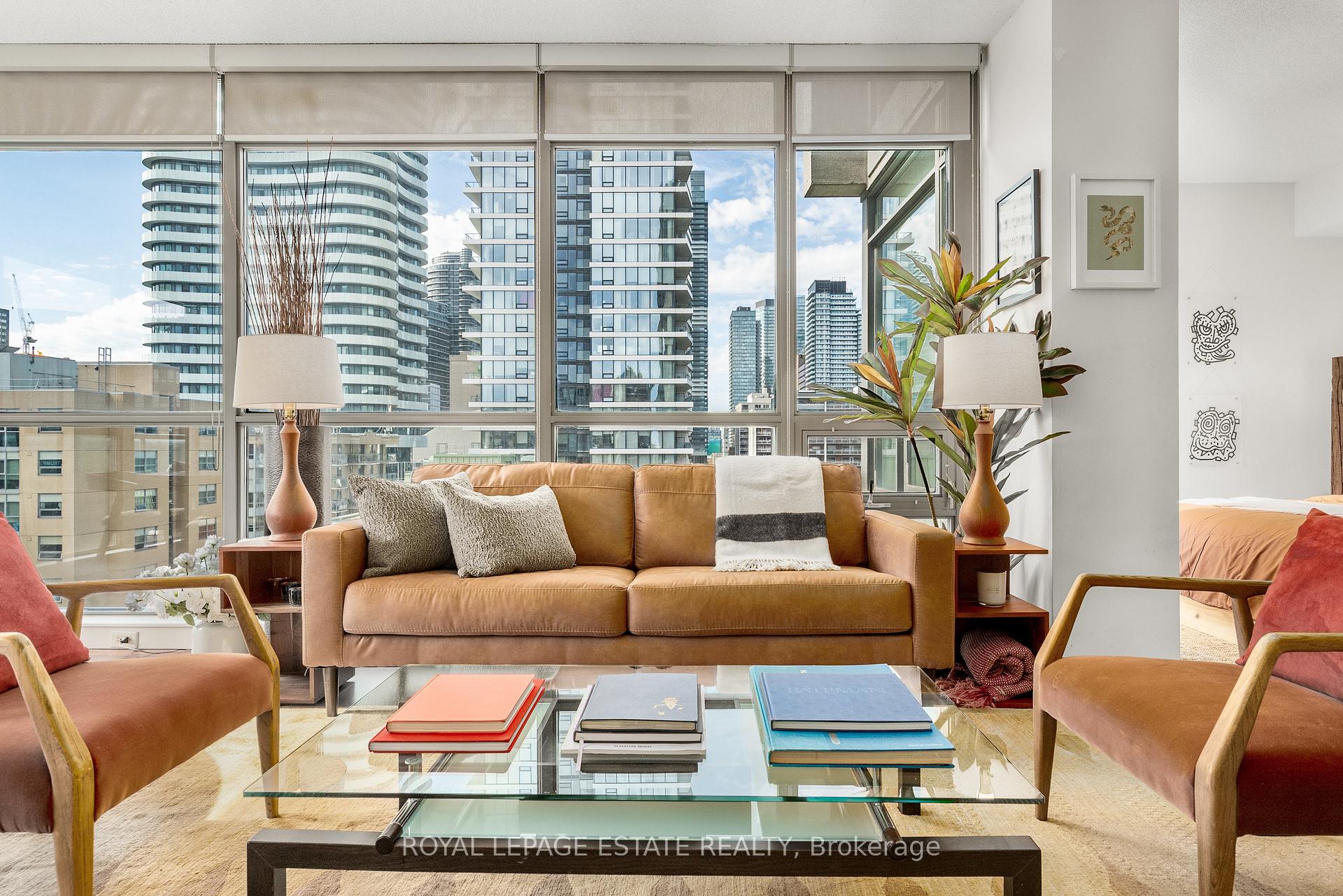 Photo 9 of Unit 1003, 281 Mutual Street, Toronto, Church-Yonge Corridor — HOMEH