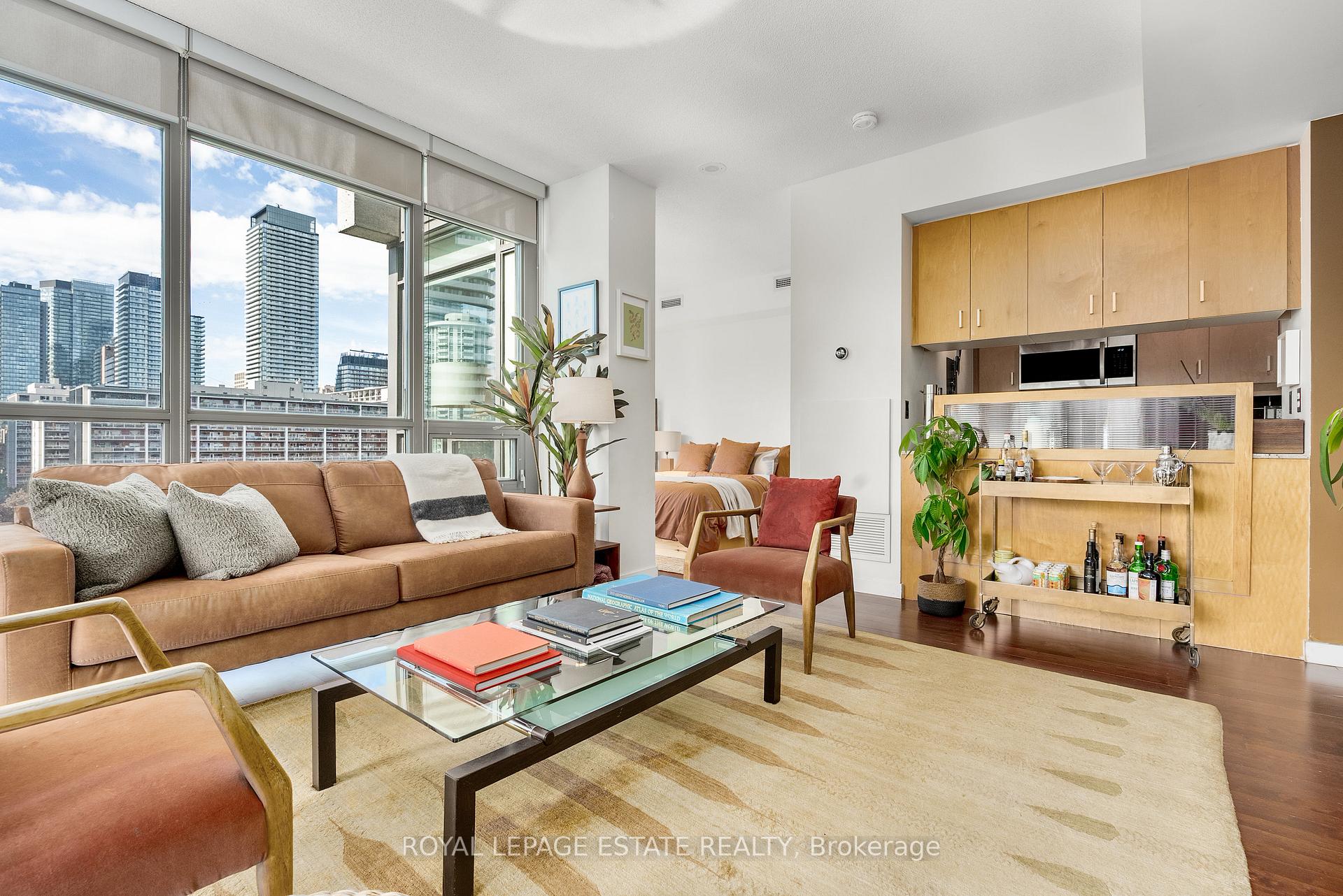 Photo 17 of Unit 1003, 281 Mutual Street, Toronto, Church-Yonge Corridor — HOMEH