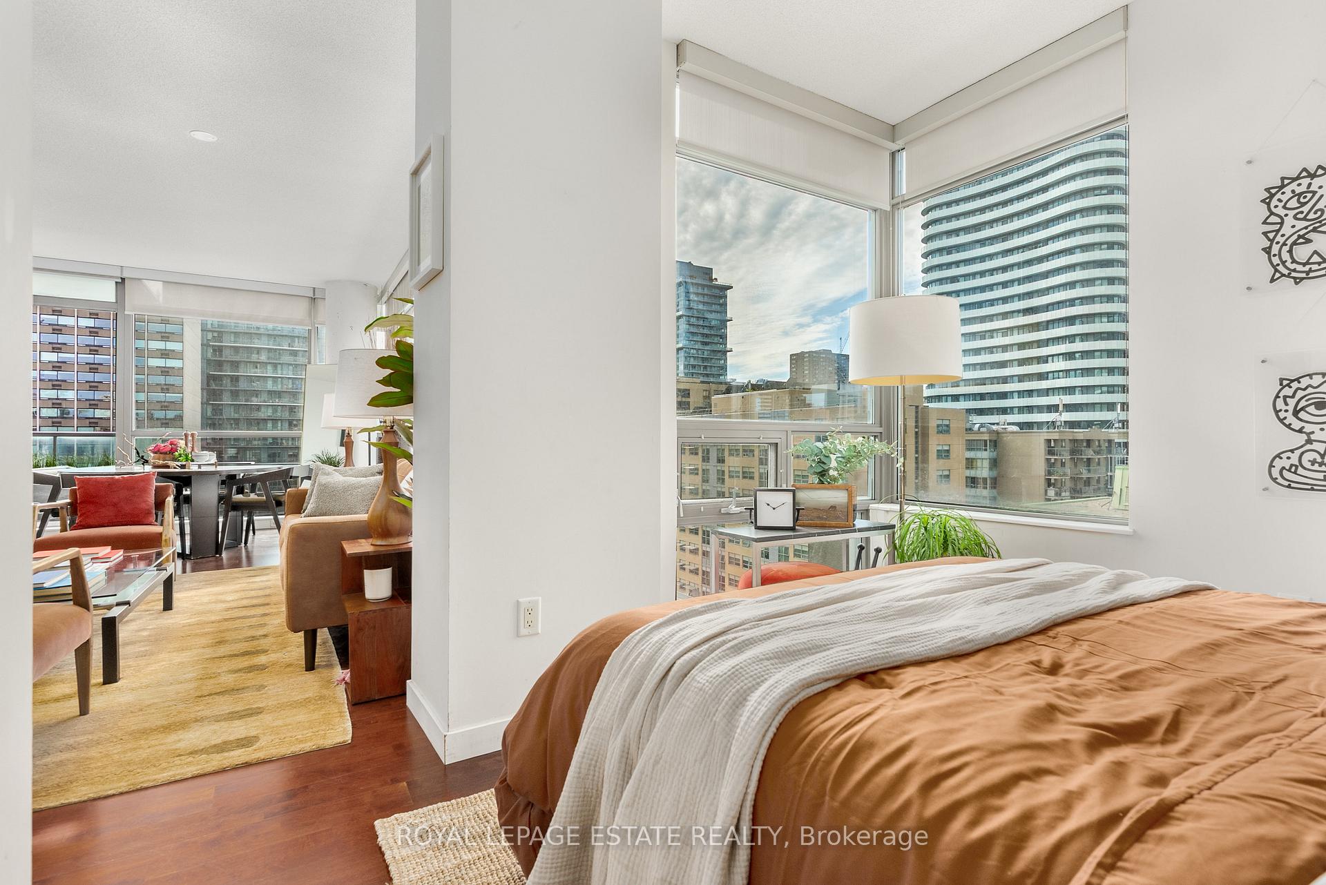 Photo 26 of Unit 1003, 281 Mutual Street, Toronto, Church-Yonge Corridor — HOMEH