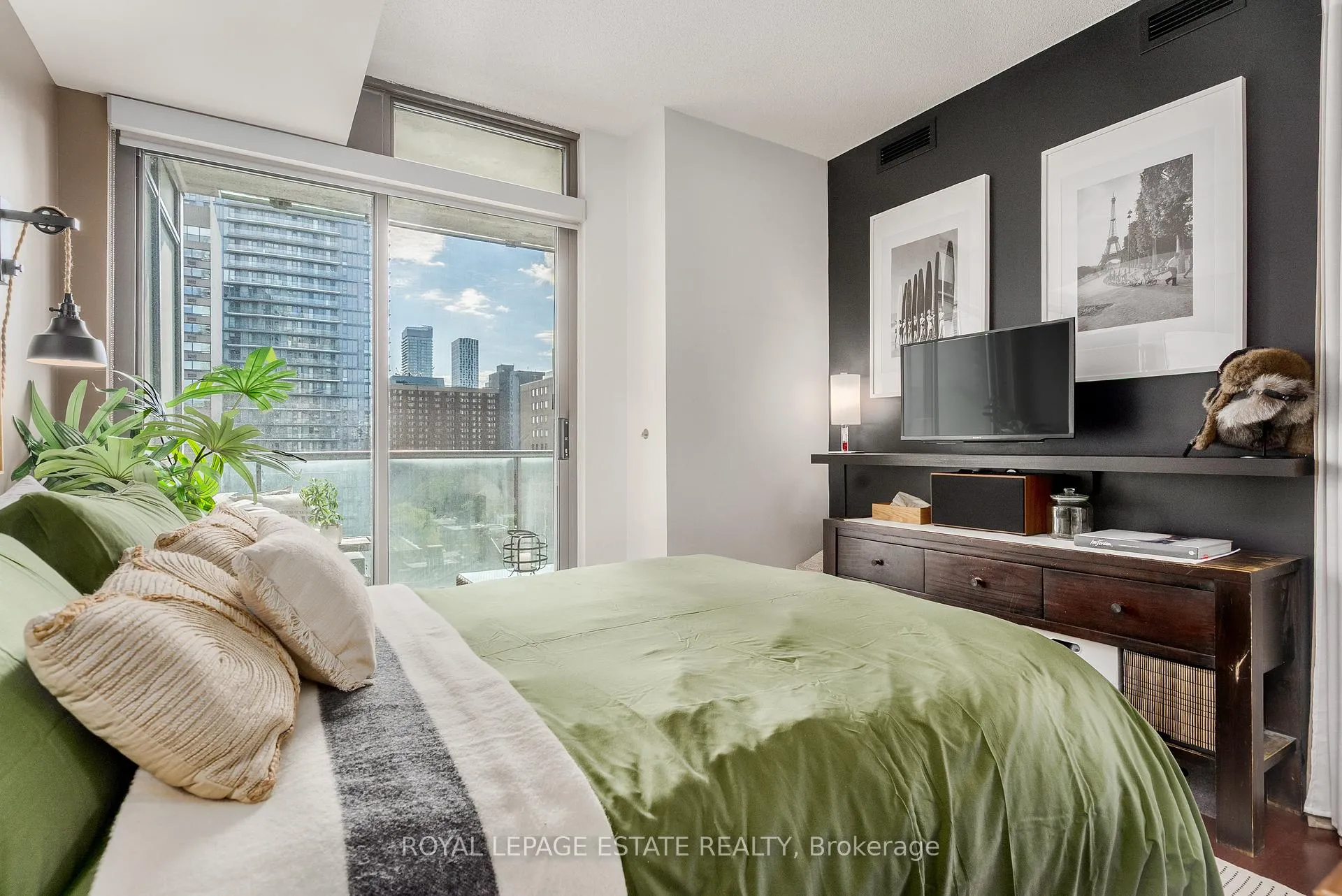 Photo 37 of Unit 1003, 281 Mutual Street, Toronto, Church-Yonge Corridor — HOMEH