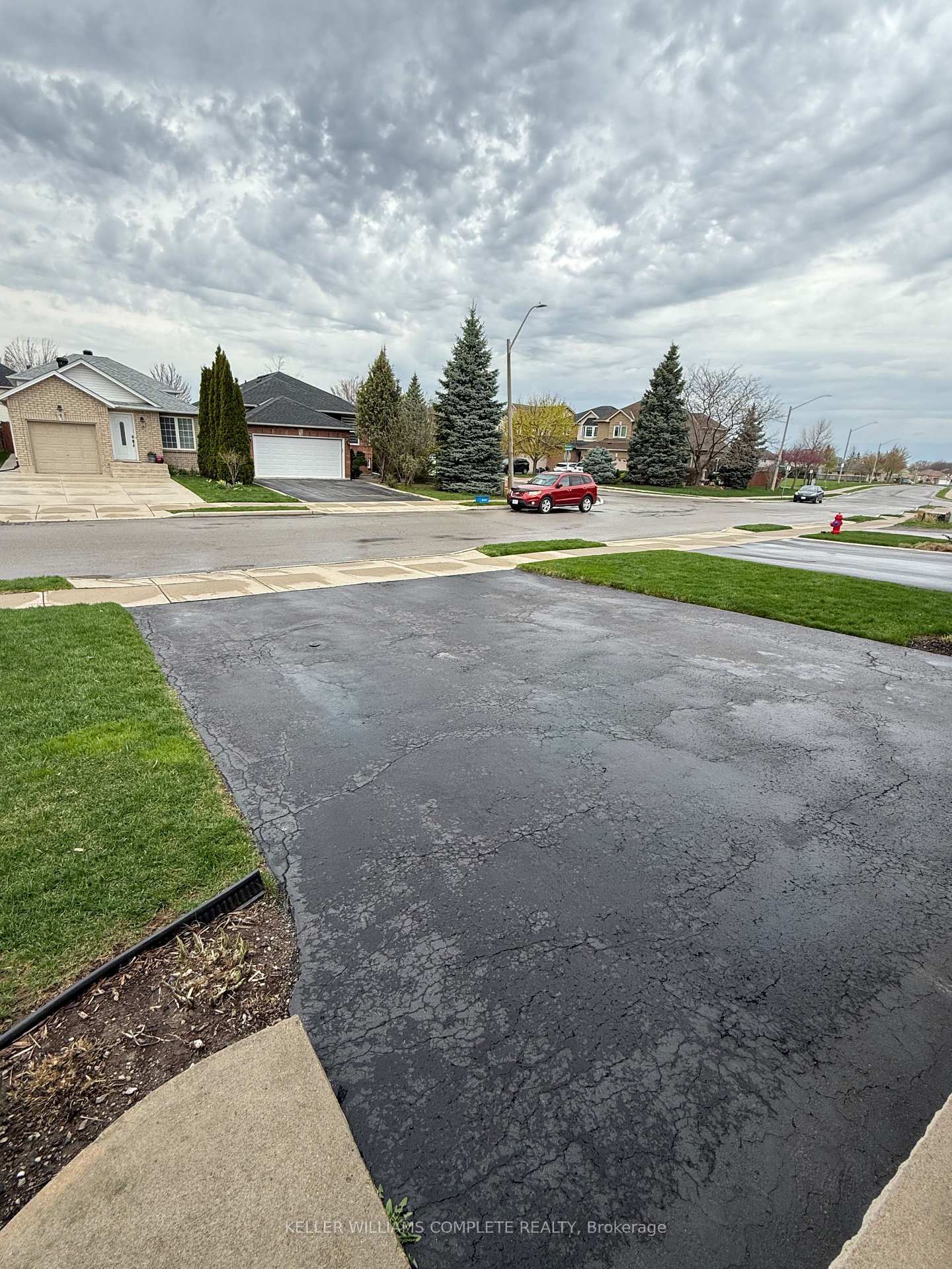 Photo 8 of 505 Southridge Drive, Hamilton, Mountview — HOMEH