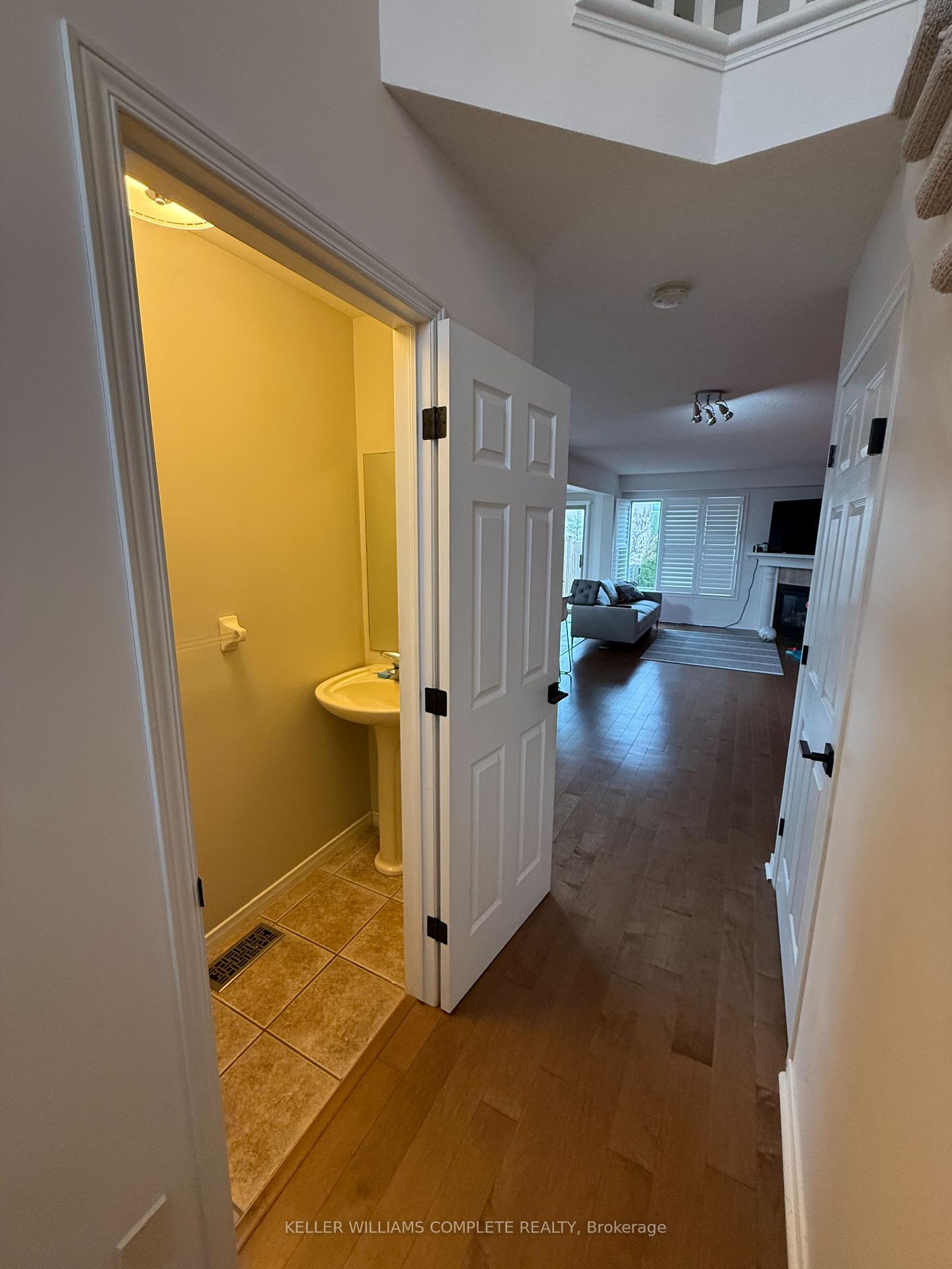Photo 7 of 505 Southridge Drive, Hamilton, Mountview — HOMEH