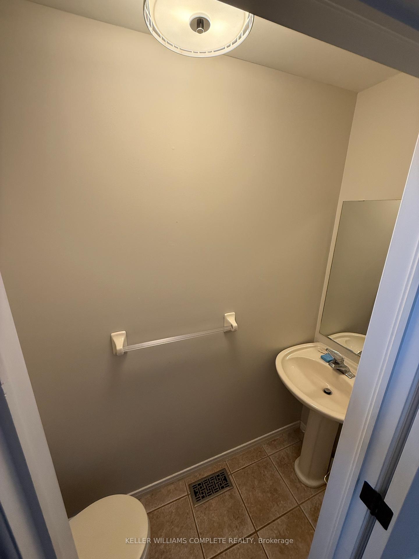 Photo 5 of 505 Southridge Drive, Hamilton, Mountview — HOMEH