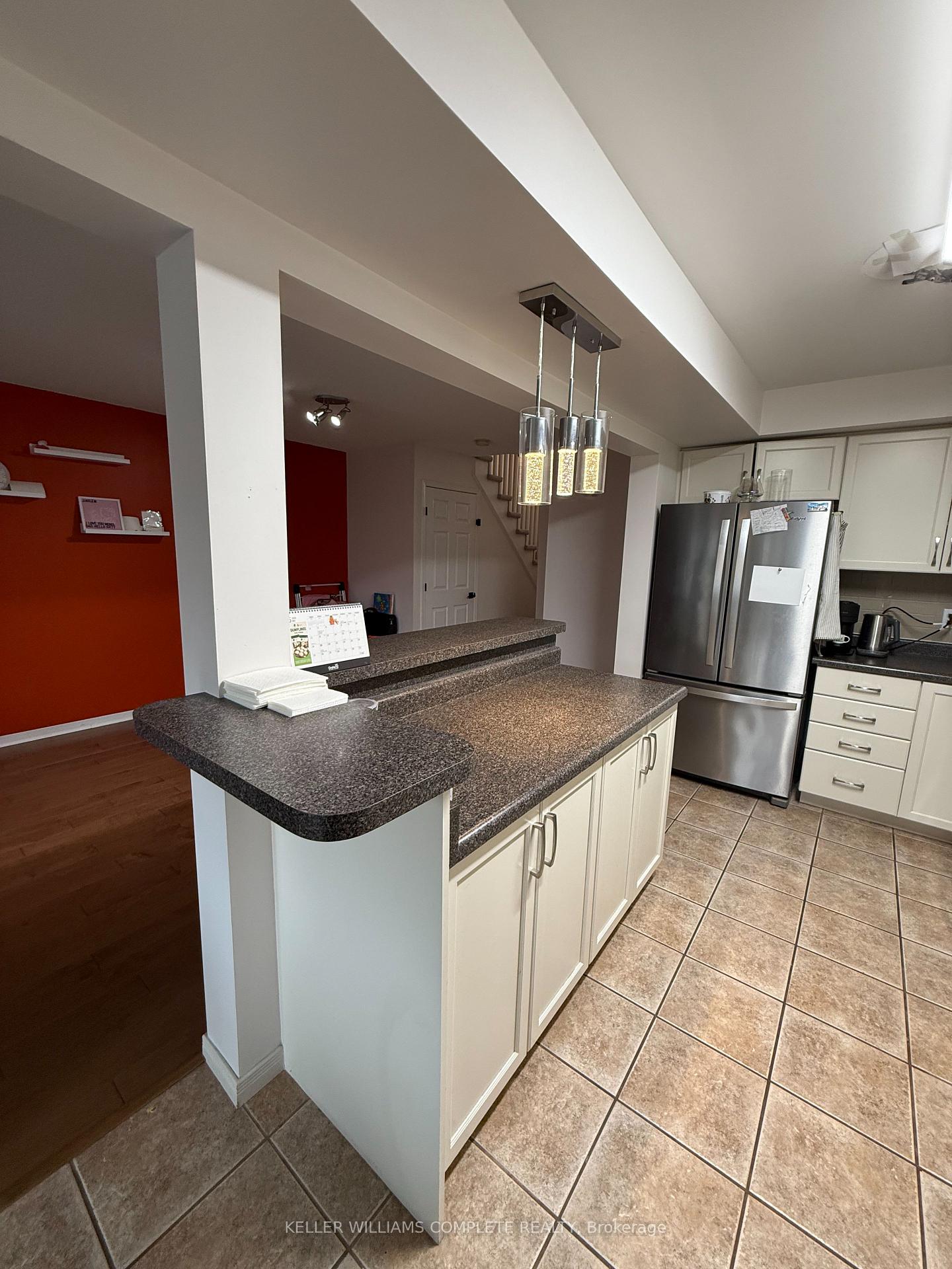 Photo 17 of 505 Southridge Drive, Hamilton, Mountview — HOMEH