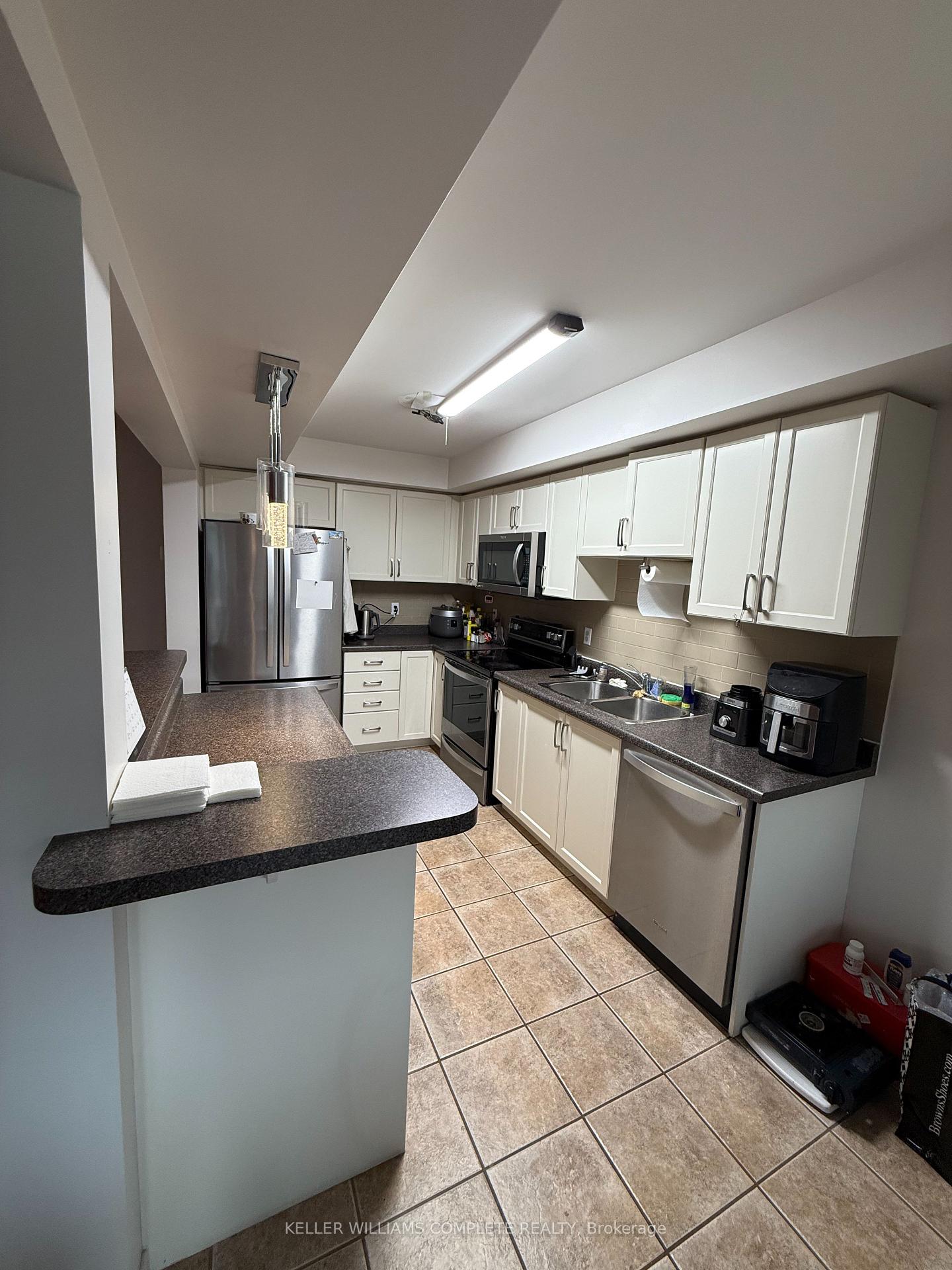 Photo 24 of 505 Southridge Drive, Hamilton, Mountview — HOMEH