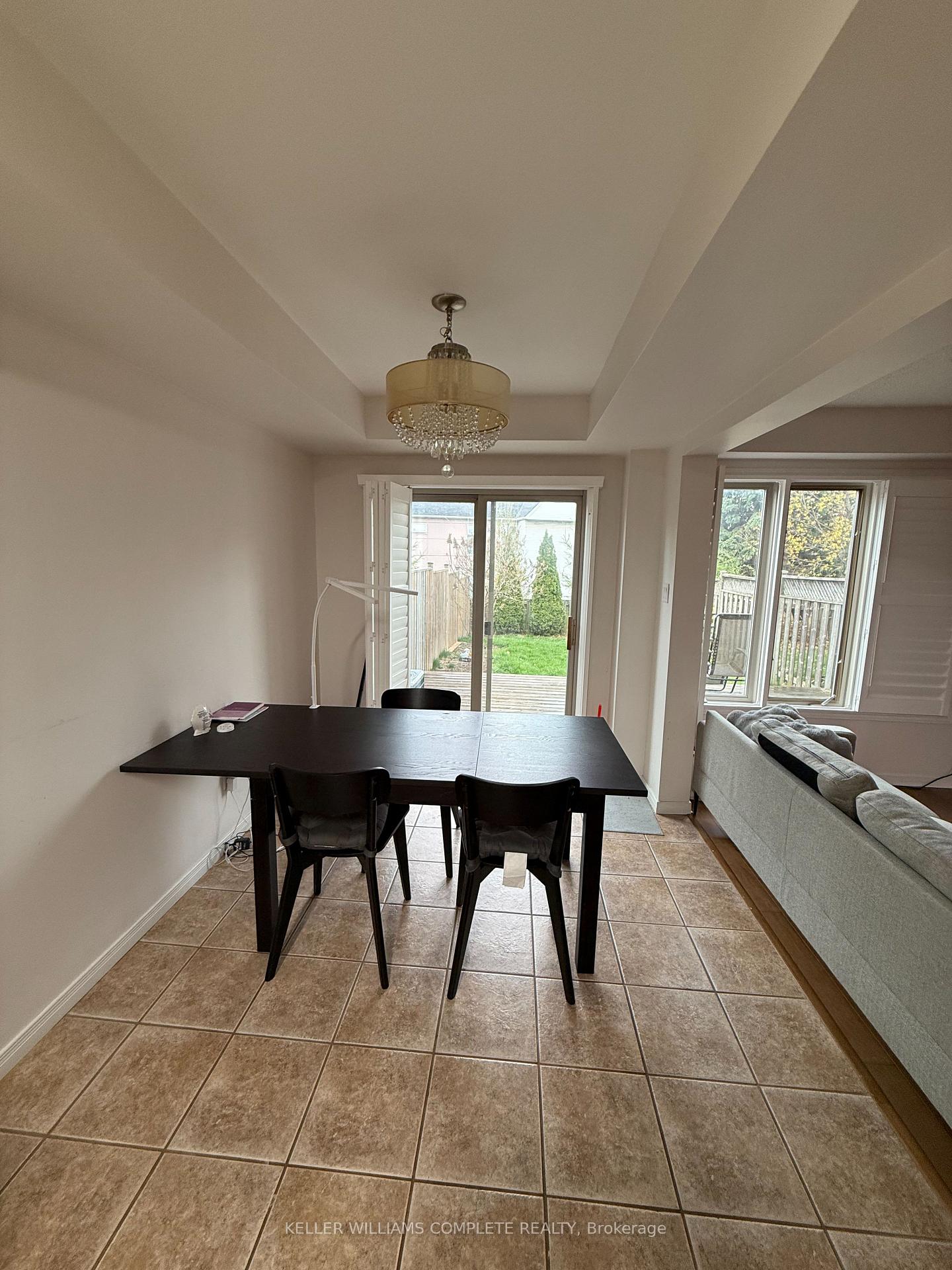 Photo 33 of 505 Southridge Drive, Hamilton, Mountview — HOMEH