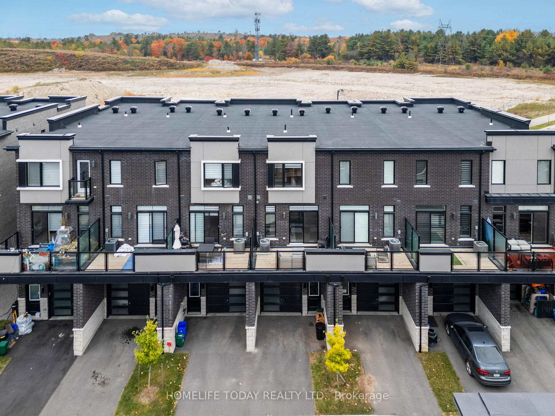 Photo 1 of 2670 Castlegate Crossing, Pickering, Duffin Heights — HOMEH