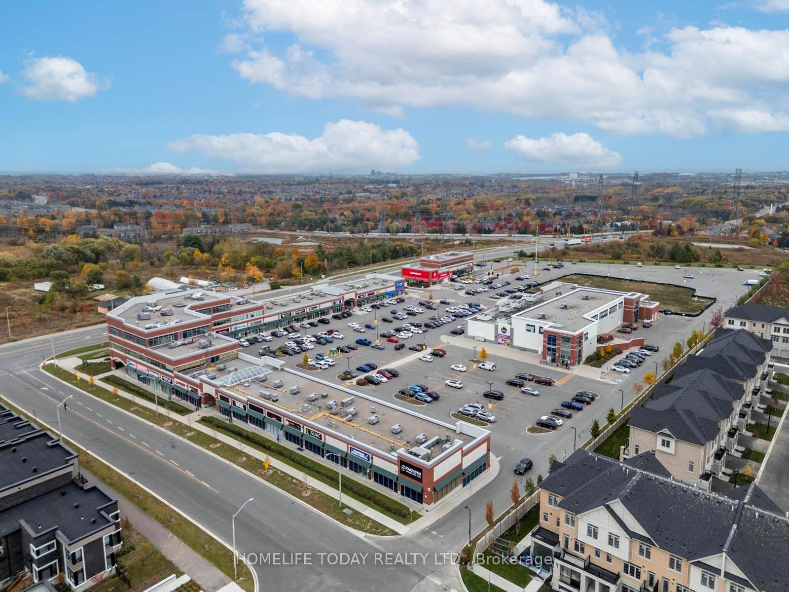 Photo 3 of 2670 Castlegate Crossing, Pickering, Duffin Heights — HOMEH