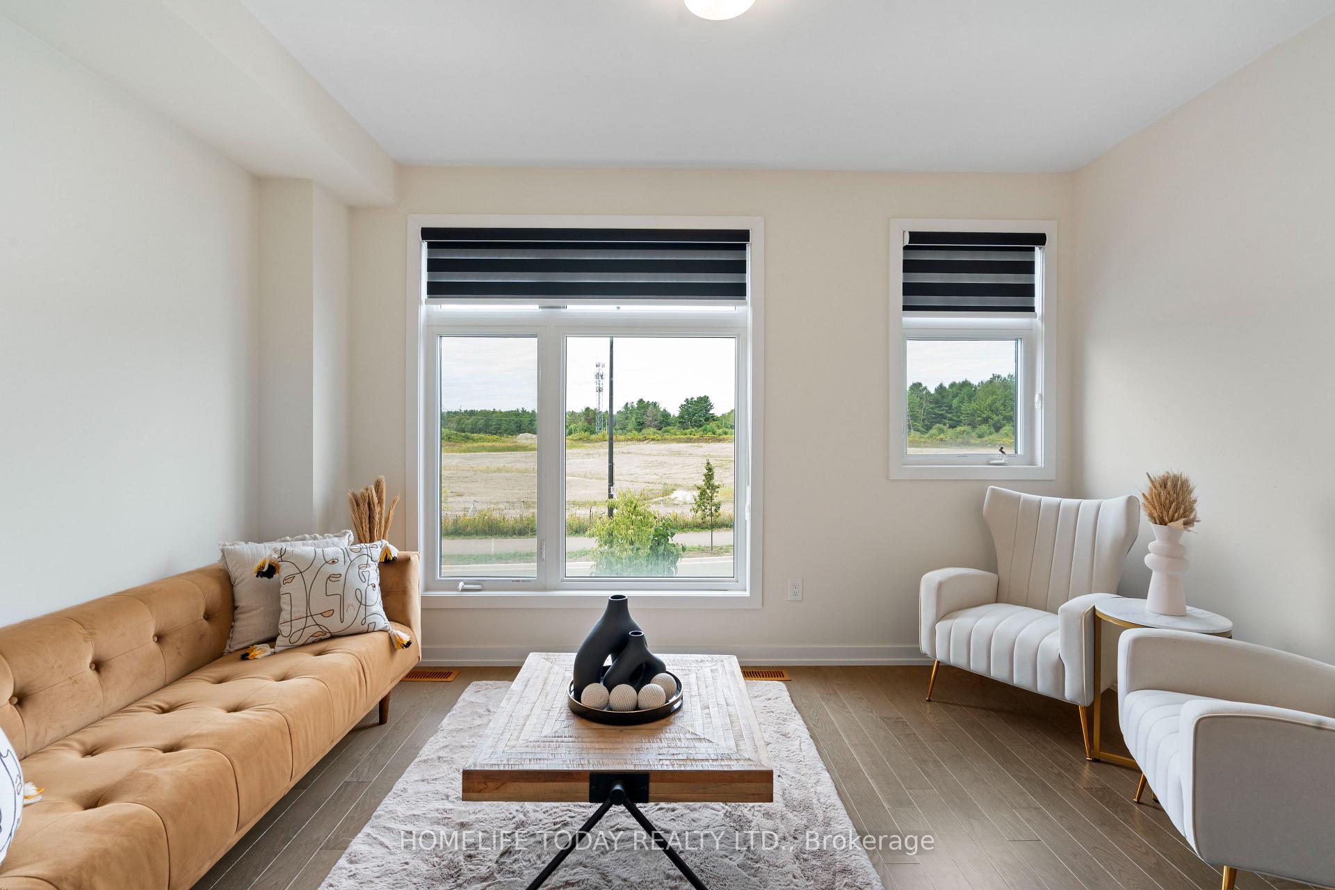 Photo 8 of 2670 Castlegate Crossing, Pickering, Duffin Heights — HOMEH