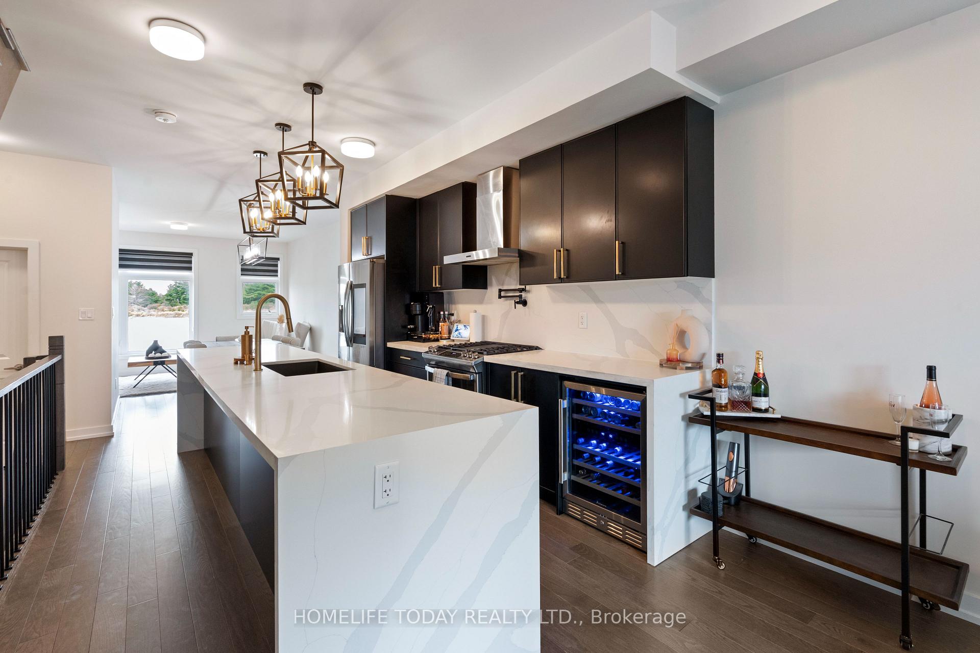 Photo 12 of 2670 Castlegate Crossing, Pickering, Duffin Heights — HOMEH