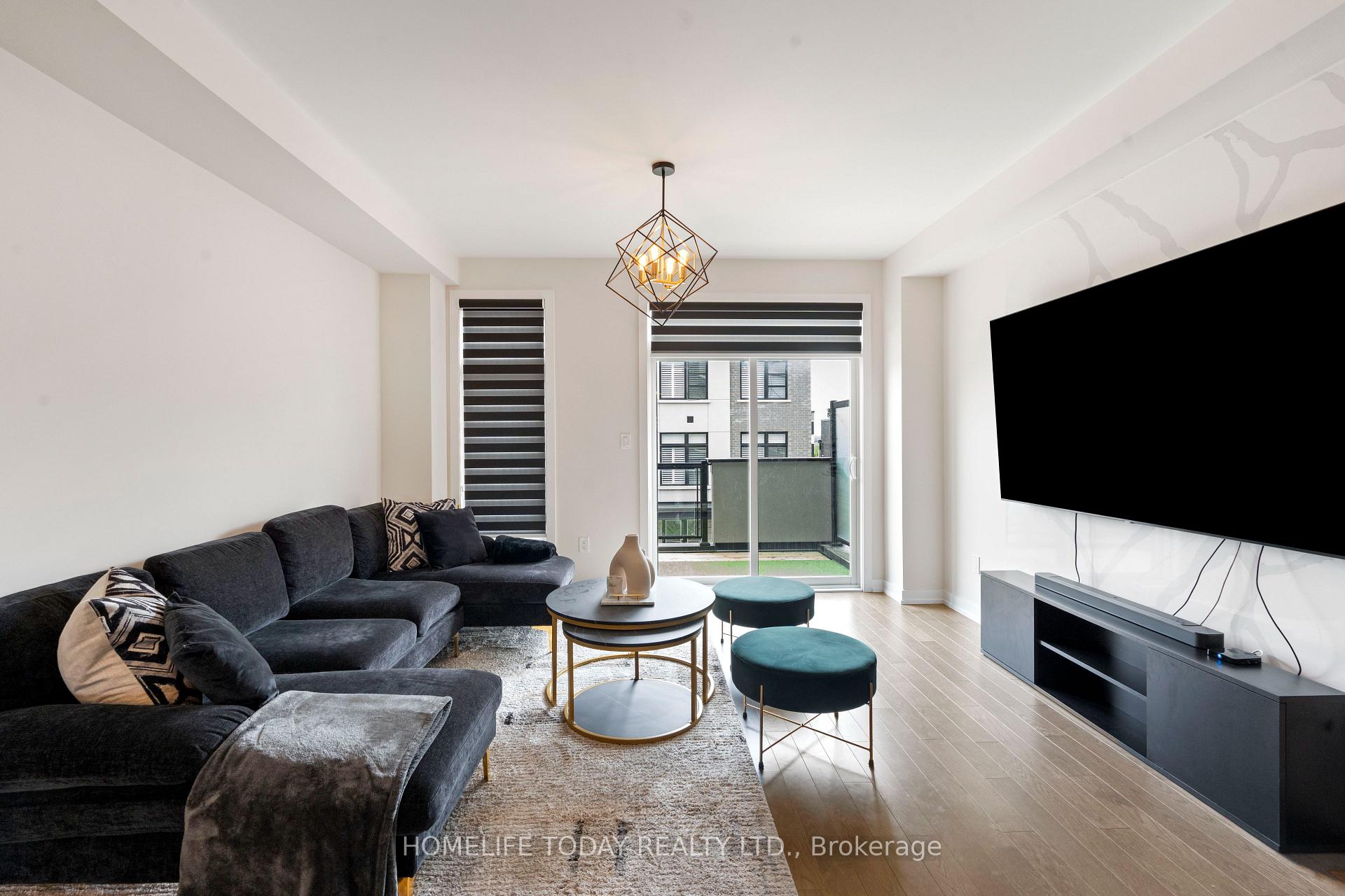 Photo 15 of 2670 Castlegate Crossing, Pickering, Duffin Heights — HOMEH