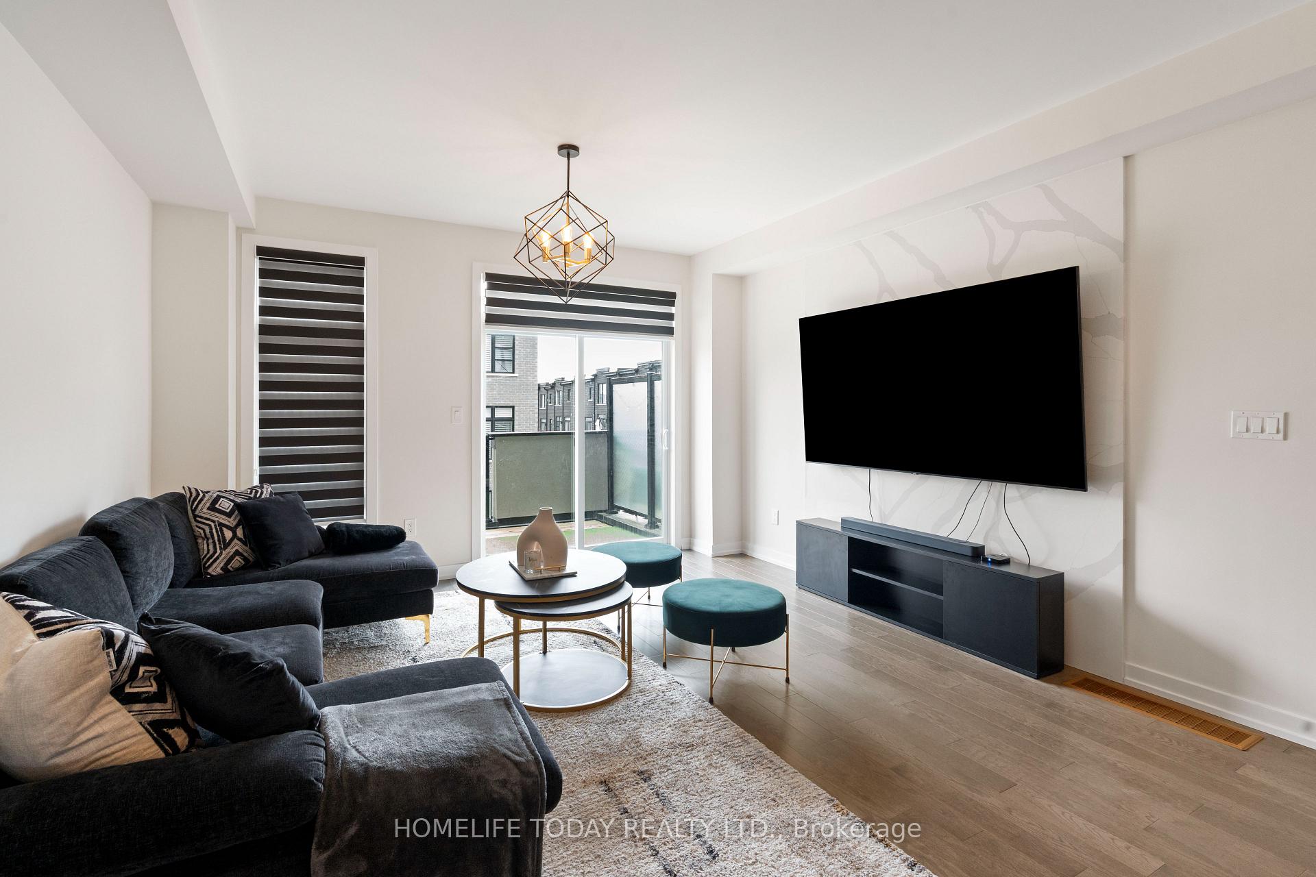 Photo 11 of 2670 Castlegate Crossing, Pickering, Duffin Heights — HOMEH