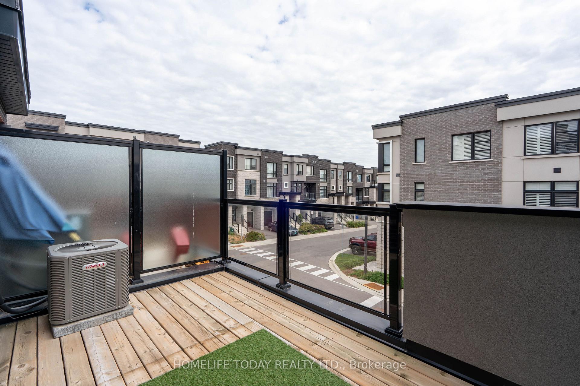 Photo 20 of 2670 Castlegate Crossing, Pickering, Duffin Heights — HOMEH
