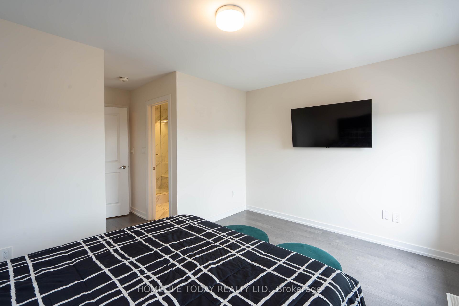 Photo 30 of 2670 Castlegate Crossing, Pickering, Duffin Heights — HOMEH