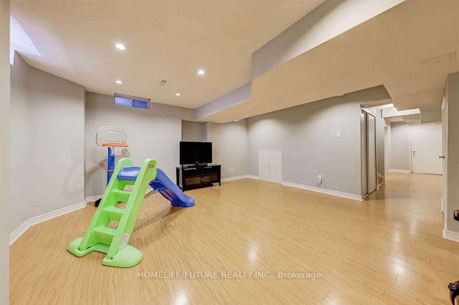 Photo 22 of 14 Lundy Drive, Markham, Box Grove — HOMEH