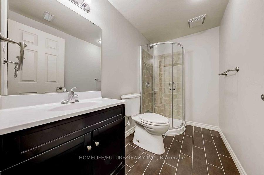 Photo 5 of 14 Lundy Drive, Markham, Box Grove — HOMEH