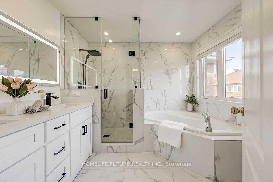 Photo 15 of 14 Lundy Drive, Markham, Box Grove — HOMEH