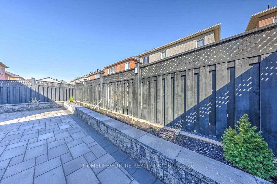 Photo 24 of 14 Lundy Drive, Markham, Box Grove — HOMEH
