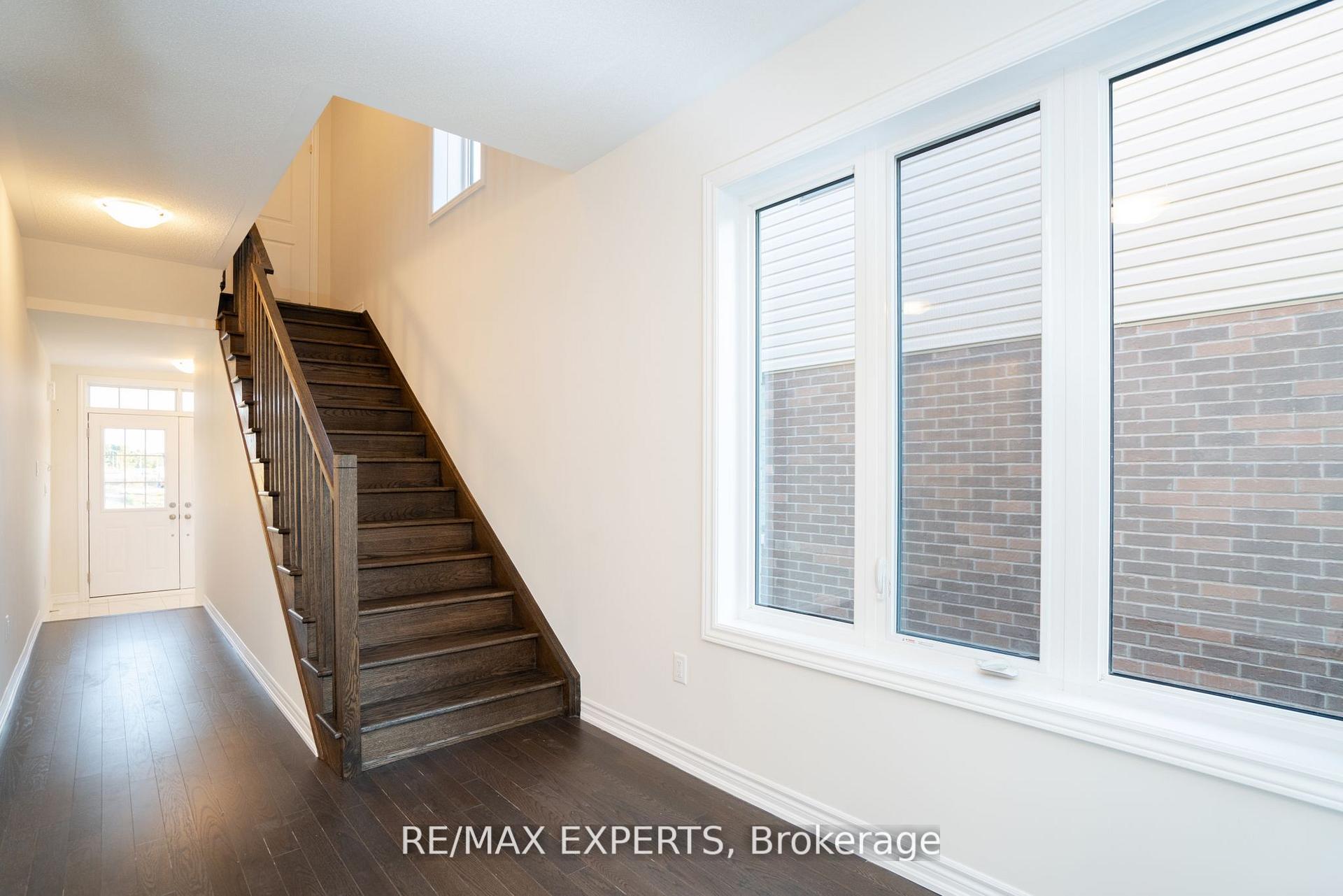 Photo 23 of 126 Nottingham Road, Barrie, Rural Barrie Southeast — HOMEH