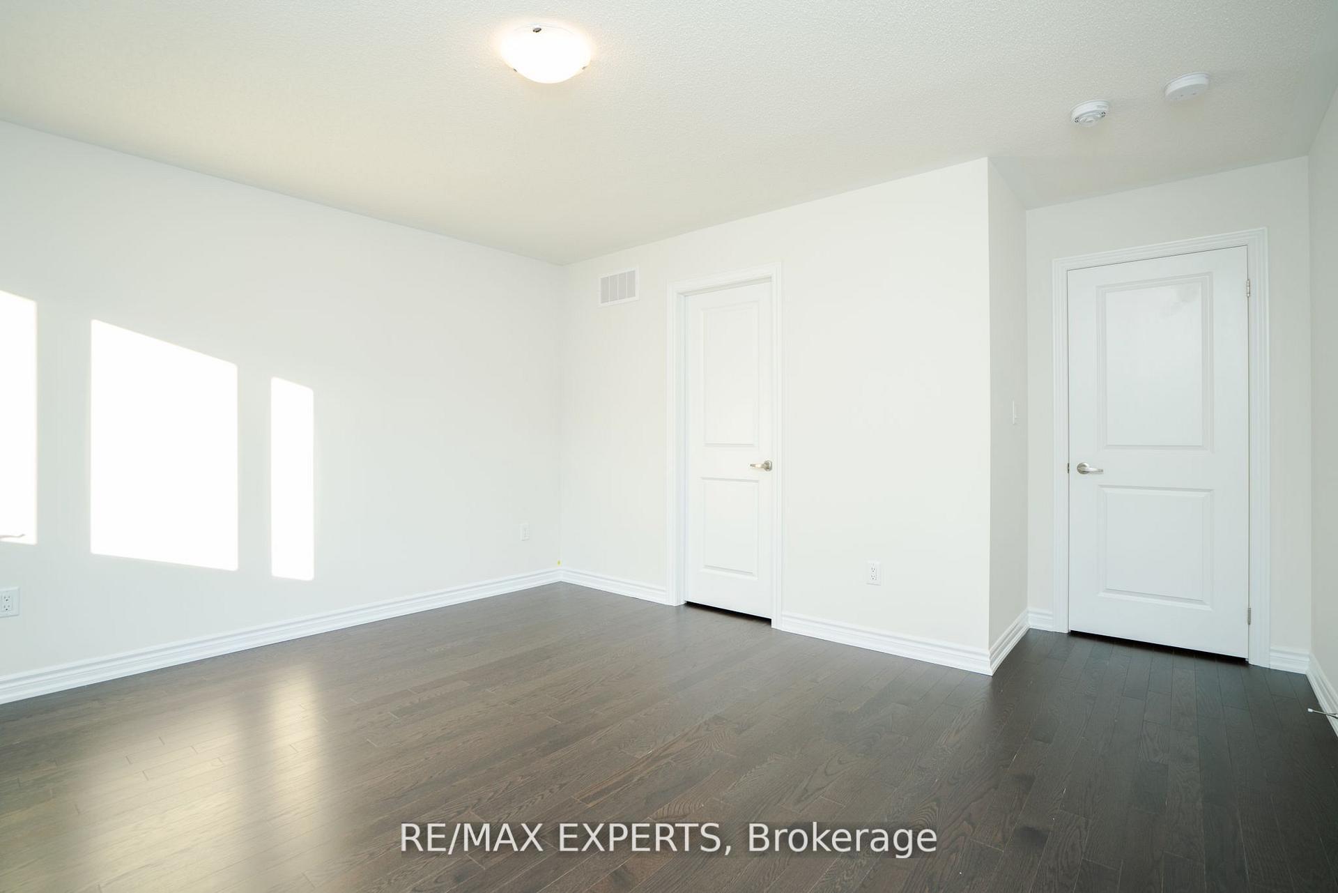 Photo 10 of 126 Nottingham Road, Barrie, Rural Barrie Southeast — HOMEH