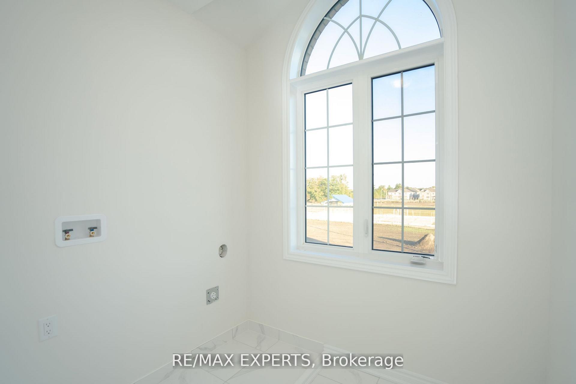 Photo 26 of 126 Nottingham Road, Barrie, Rural Barrie Southeast — HOMEH