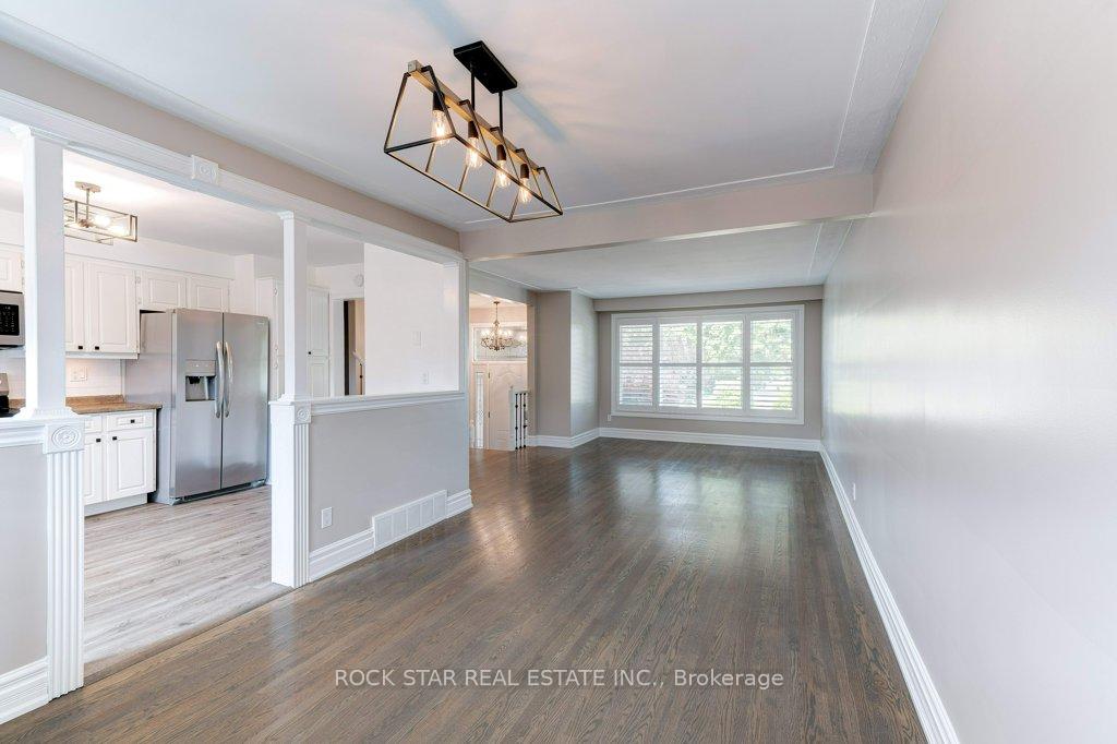 Photo 6 of 539 Upper Paradise Road, Hamilton, Gilbert — HOMEH