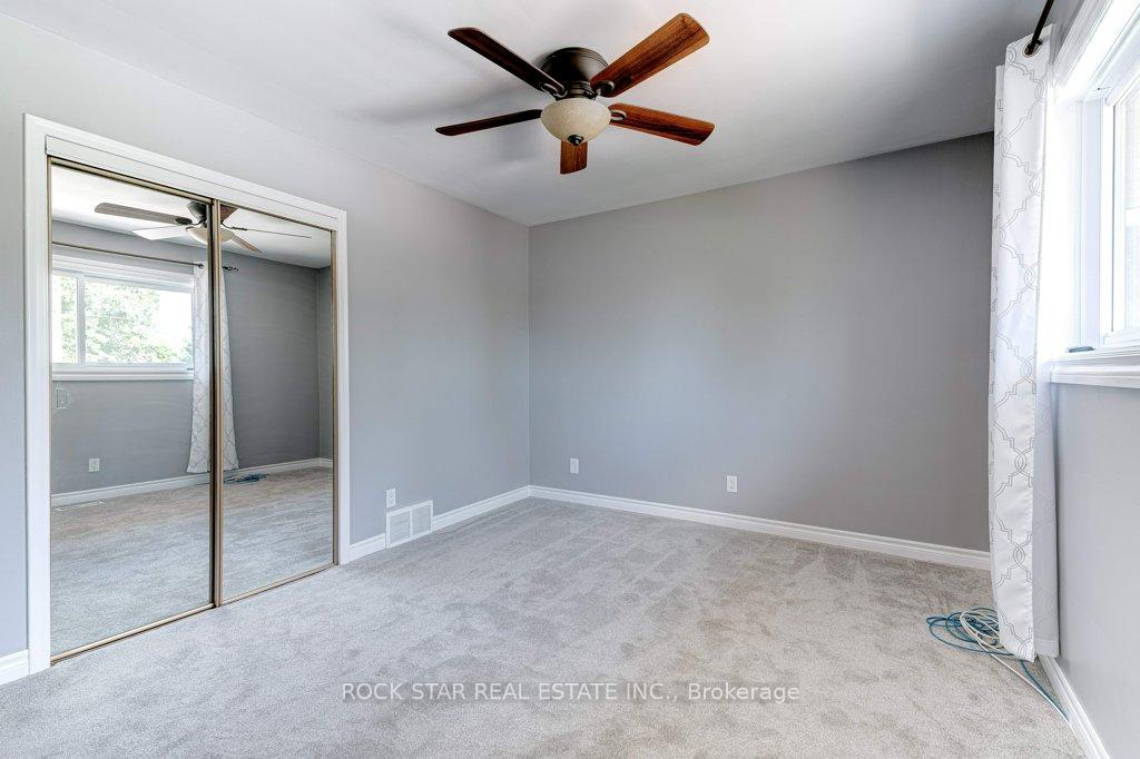 Photo 14 of 539 Upper Paradise Road, Hamilton, Gilbert — HOMEH