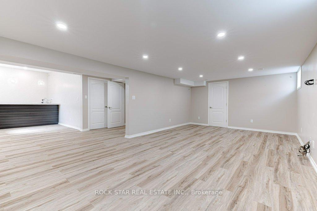 Photo 32 of 539 Upper Paradise Road, Hamilton, Gilbert — HOMEH