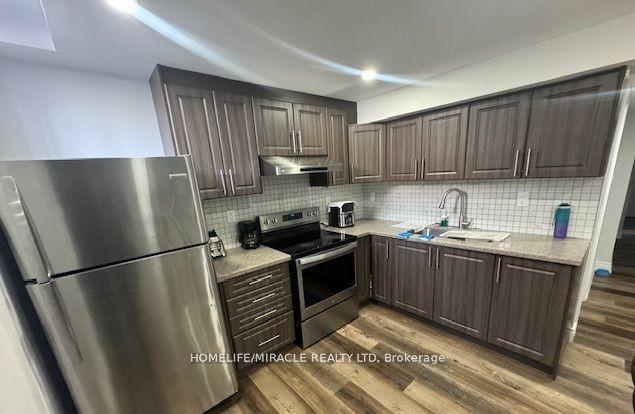 Photo 3 of 34 Brunswick St (Basement) Street, Brampton, Brampton West — HOMEH