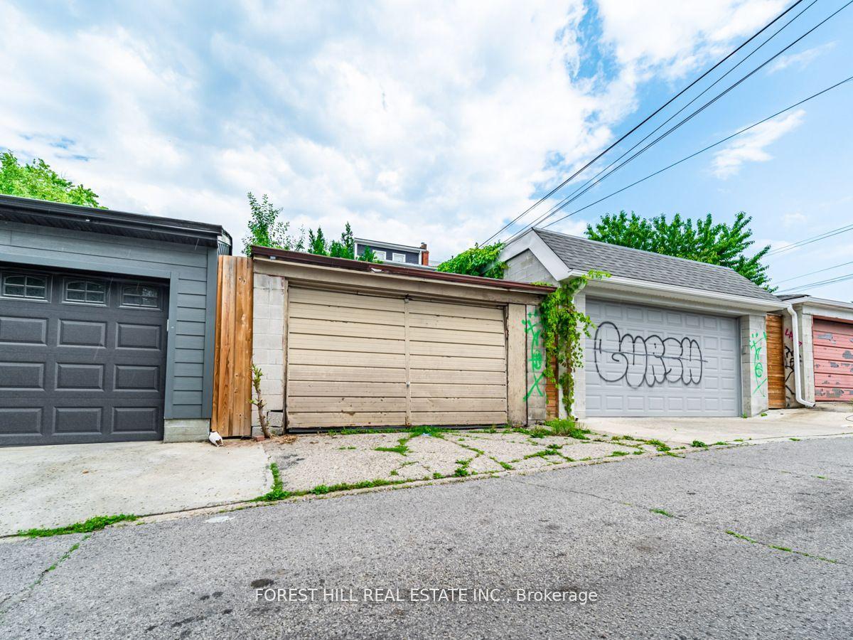 Photo 29 of 256 Beatrice Street, Toronto, Palmerston-Little Italy — HOMEH