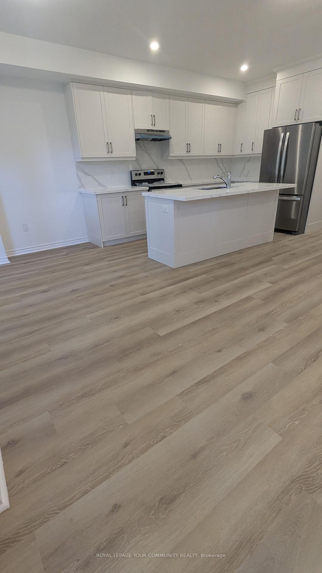 Photo 8 of Unit M, 9A Biscayne Boulevard, Georgina, Keswick South — HOMEH