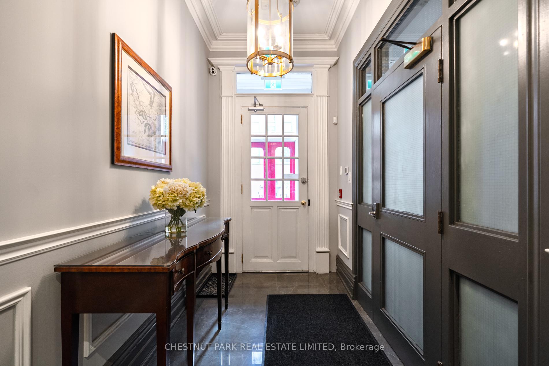 Photo 2 of Unit 300, 14 St Joseph Street, Toronto, Bay Street Corridor — HOMEH