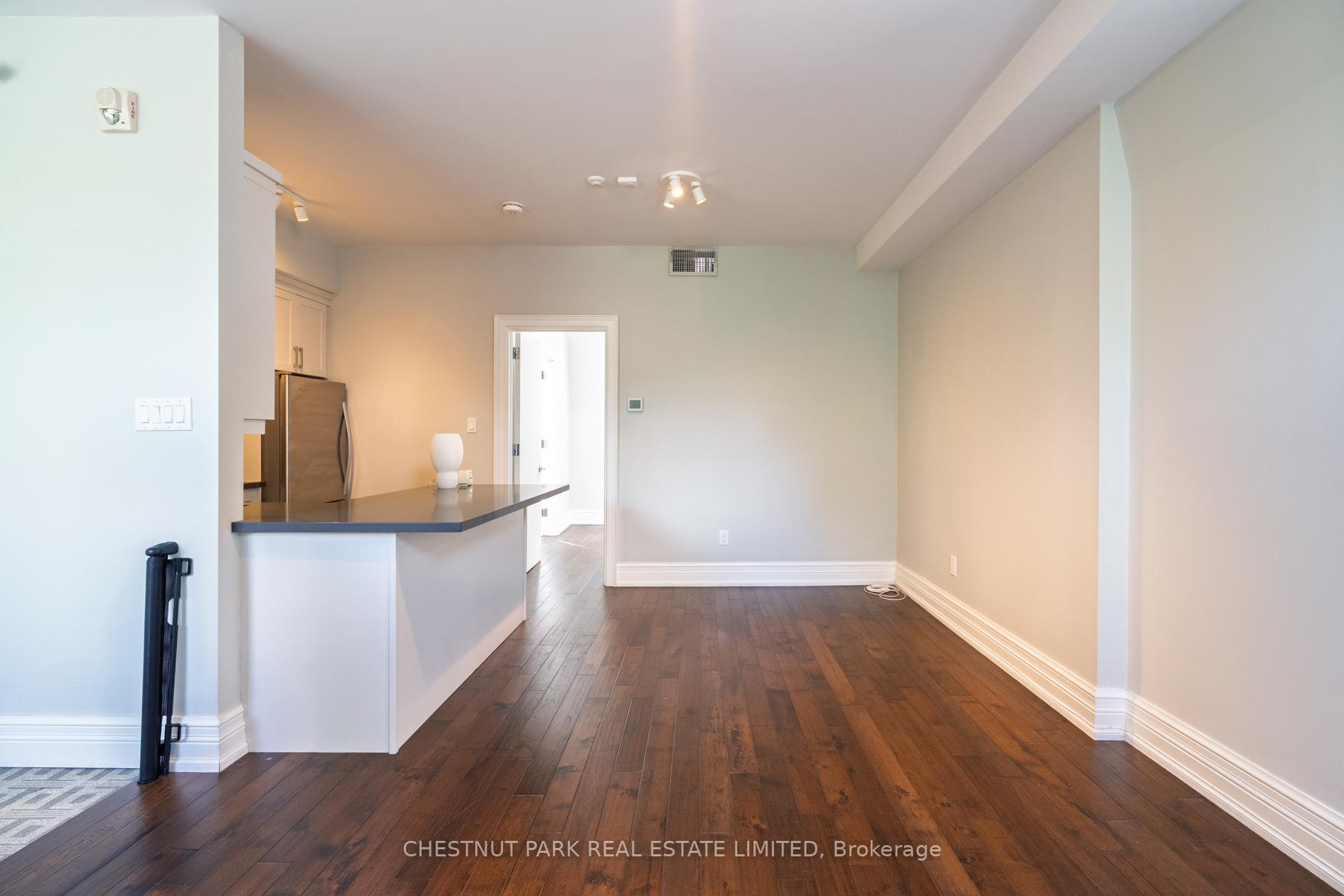 Photo 3 of Unit 300, 14 St Joseph Street, Toronto, Bay Street Corridor — HOMEH