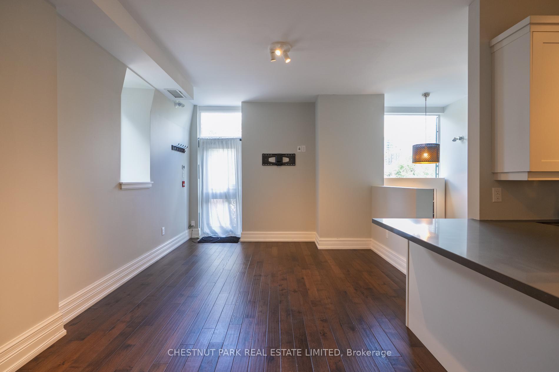 Photo 7 of Unit 300, 14 St Joseph Street, Toronto, Bay Street Corridor — HOMEH