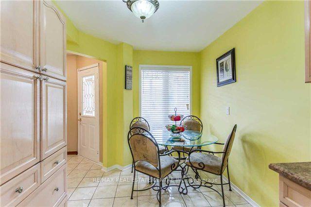 Photo 5 of 22 Matterdale (Upper) Avenue, Brampton, Fletcher's West — HOMEH