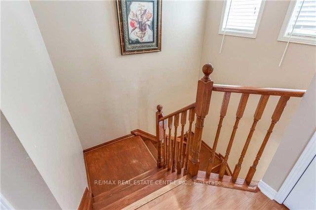 Photo 7 of 22 Matterdale (Upper) Avenue, Brampton, Fletcher's West — HOMEH