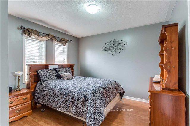 Photo 11 of 22 Matterdale (Upper) Avenue, Brampton, Fletcher's West — HOMEH