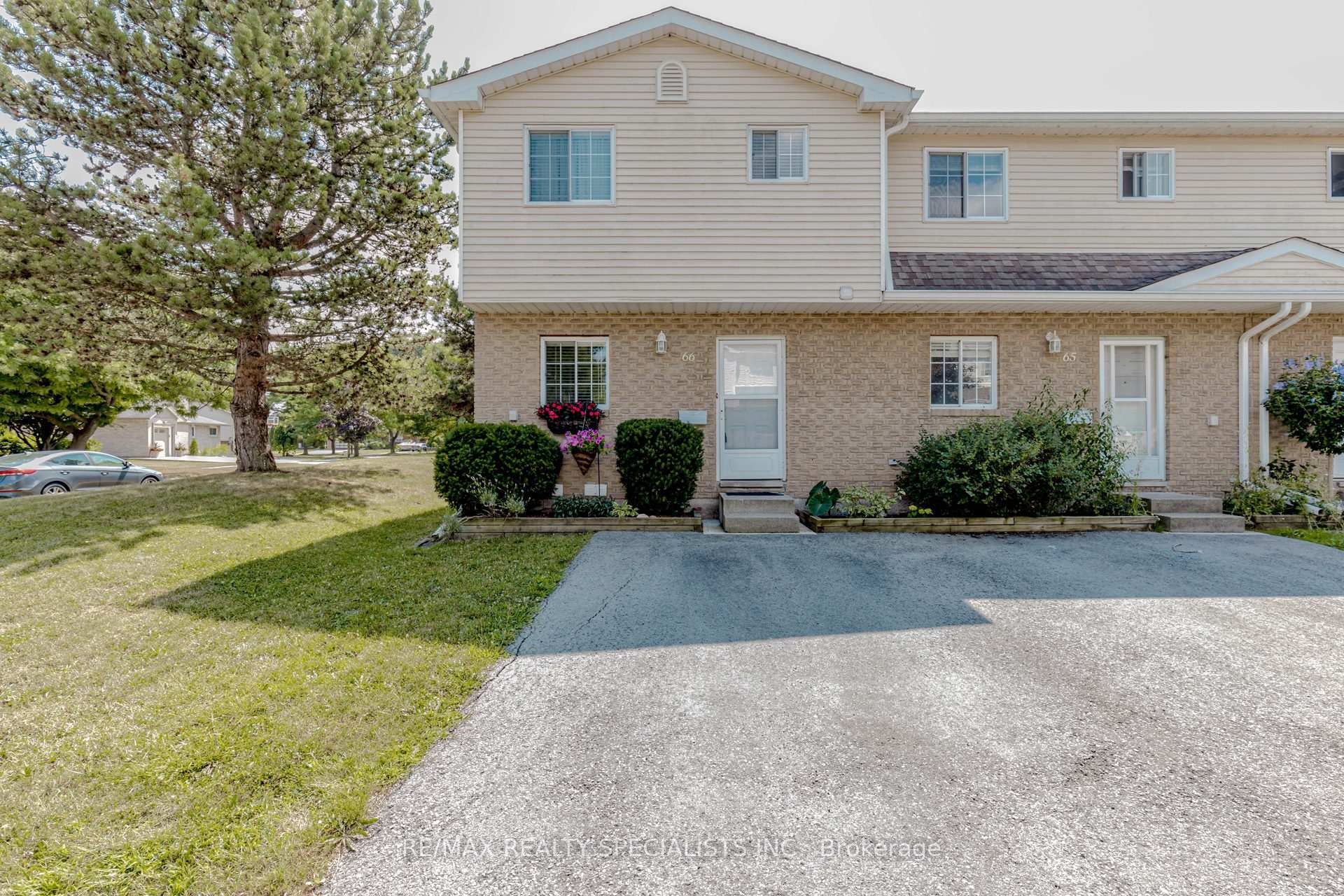 Photo 1 of Unit 66, 8136 Coventry Road, Niagara Falls, West Wood — HOMEH