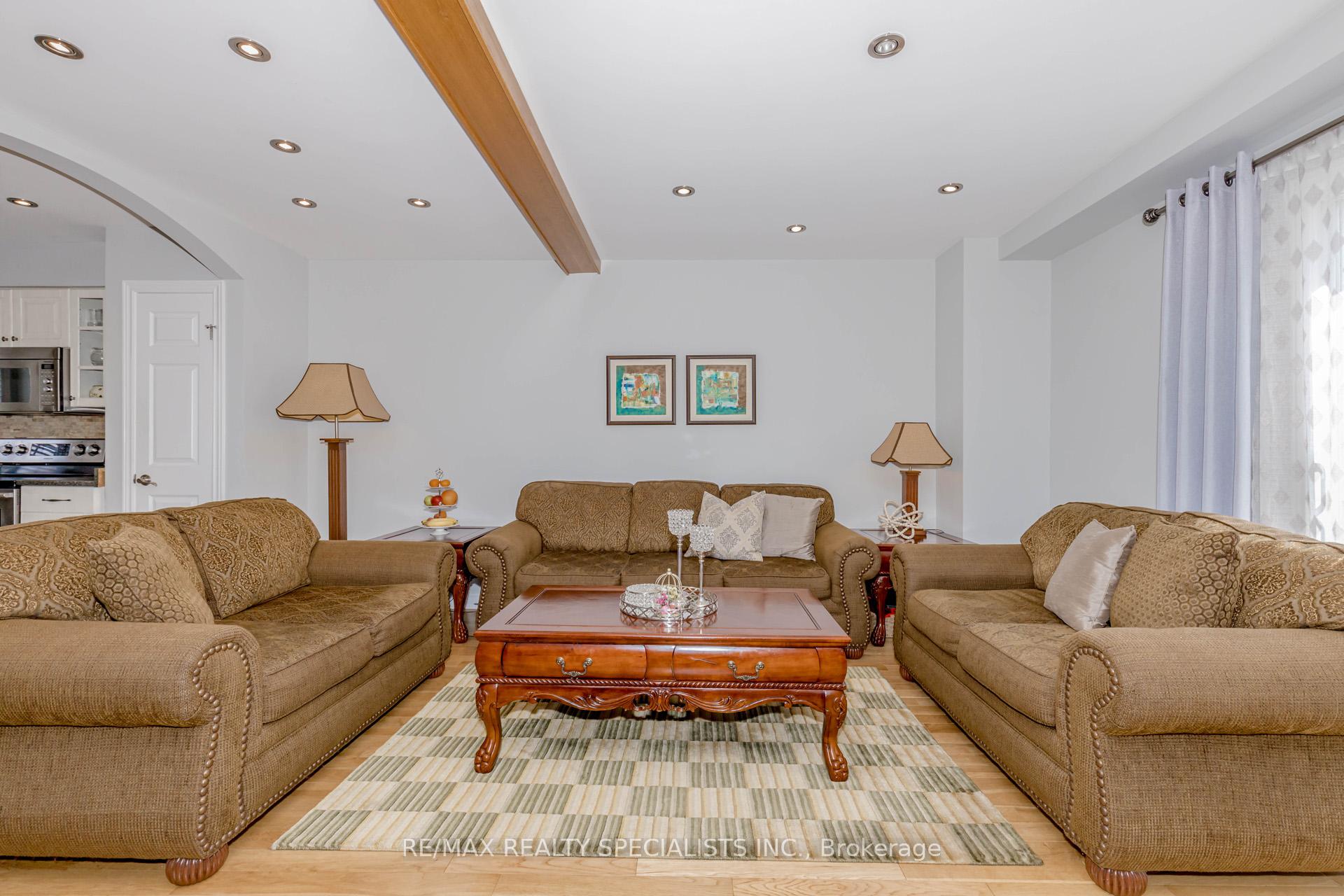 Photo 9 of Unit 66, 8136 Coventry Road, Niagara Falls, West Wood — HOMEH