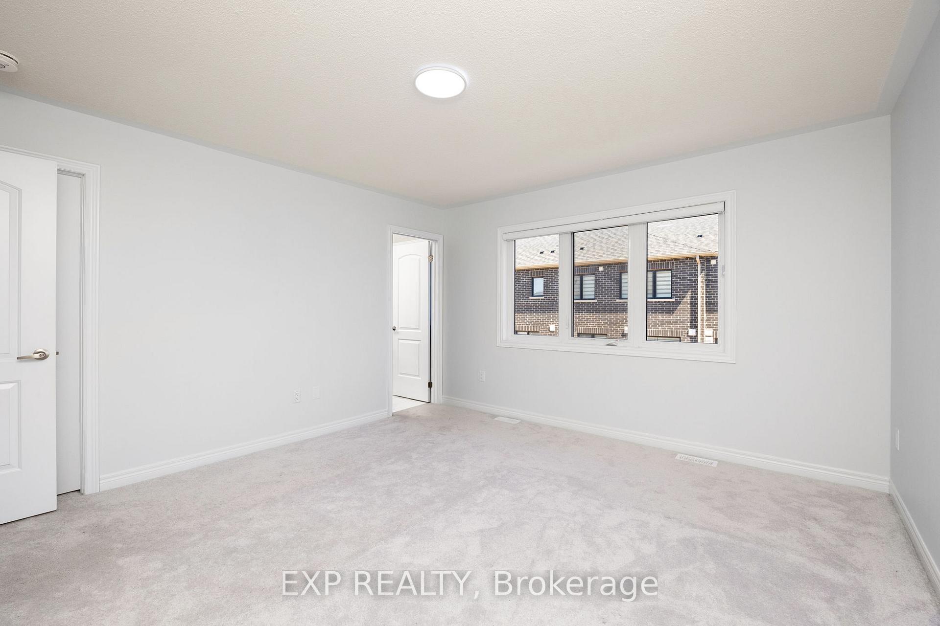 Photo 14 of 5 Milady Crescent, Barrie, Rural Barrie Southeast — HOMEH