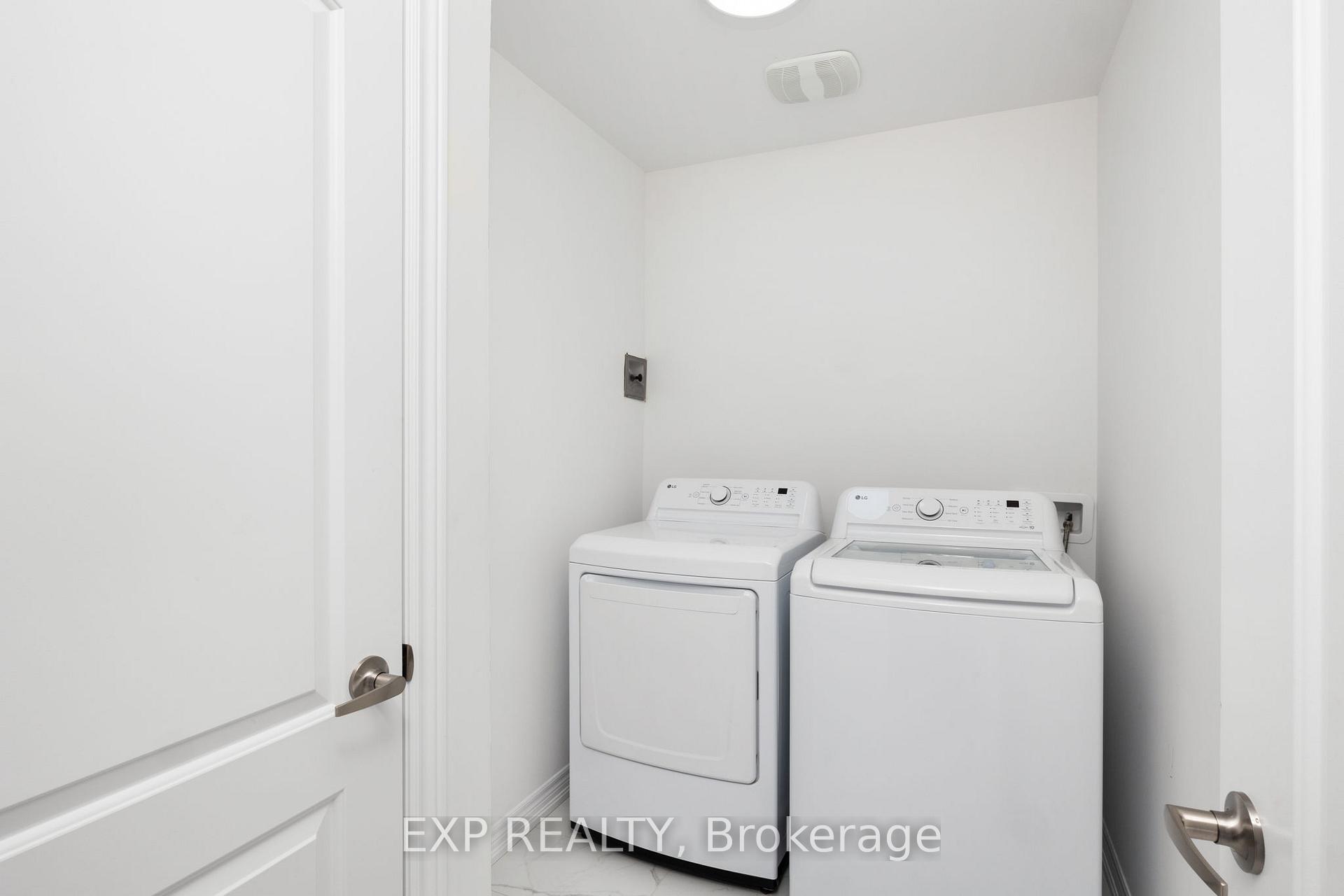 Photo 9 of 5 Milady Crescent, Barrie, Rural Barrie Southeast — HOMEH