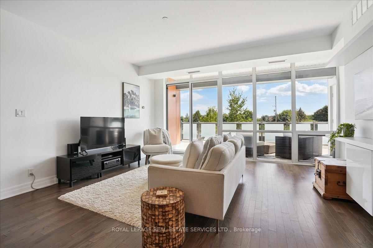 Photo 8 of Unit 105, 3028 Creekshore Common, Oakville, Glenorchy — HOMEH