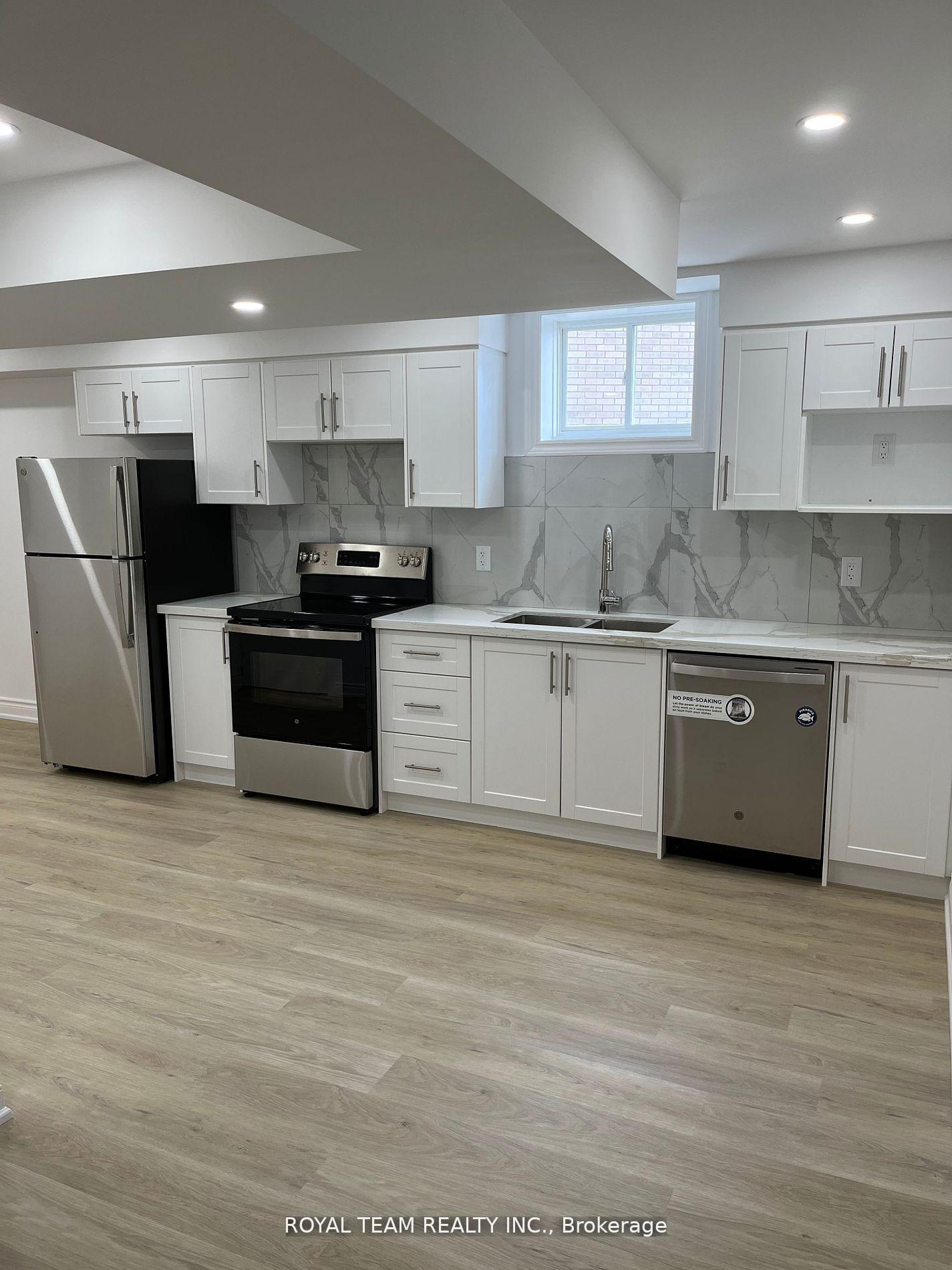Photo 2 of Unit Bsmt, 41 Harvest Crescent, Barrie, Innis-Shore — HOMEH