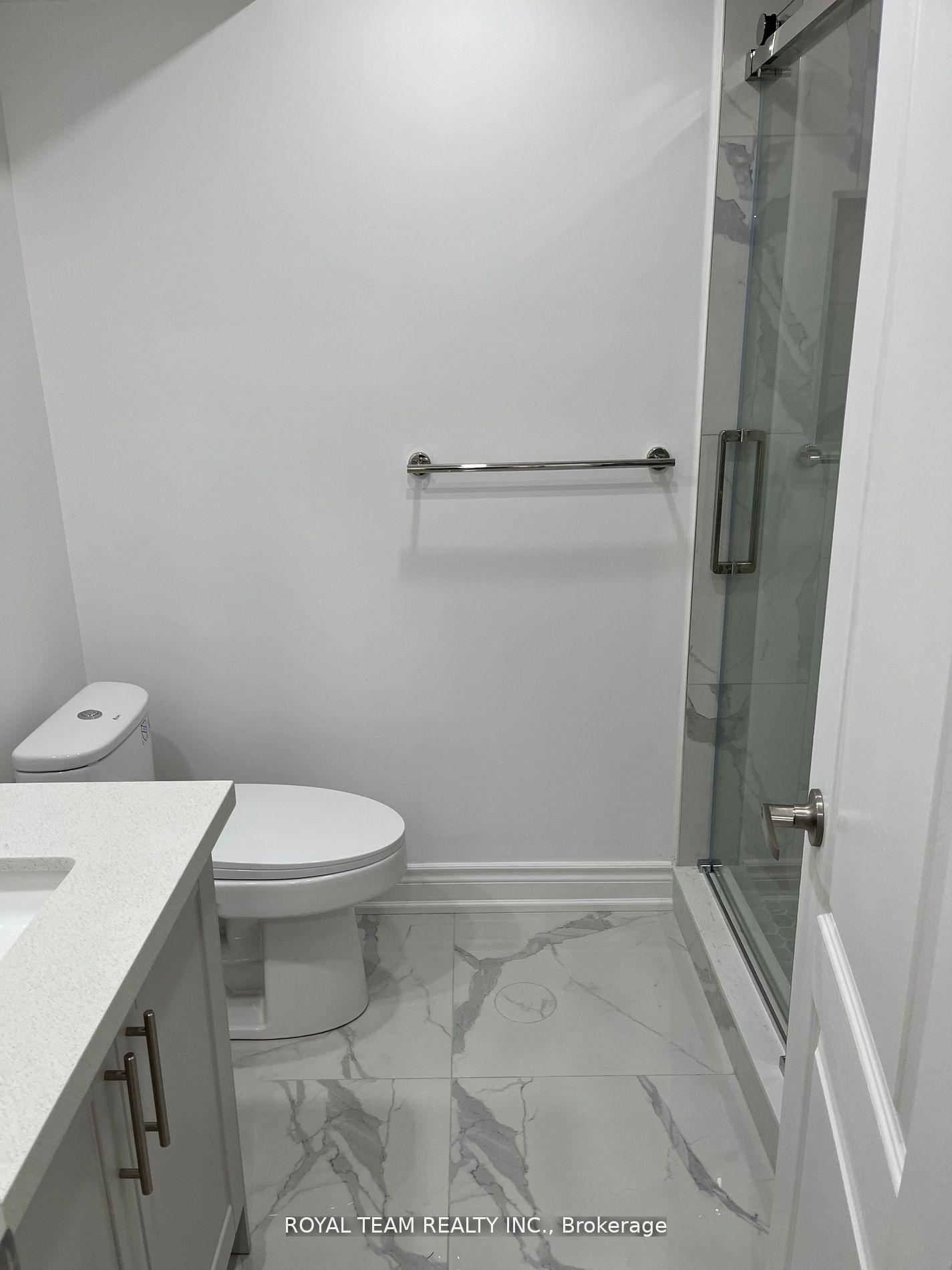 Photo 11 of Unit Bsmt, 41 Harvest Crescent, Barrie, Innis-Shore — HOMEH