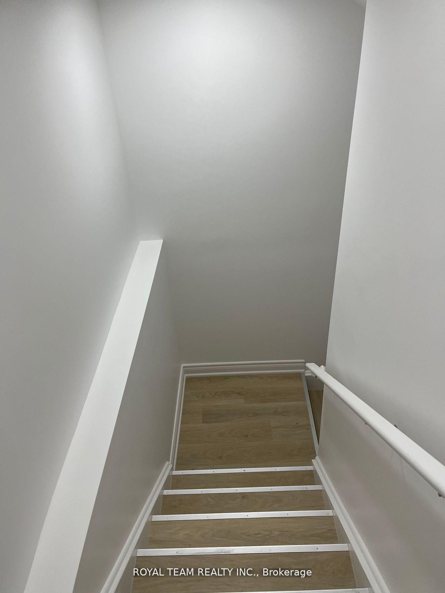 Photo 7 of Unit Bsmt, 41 Harvest Crescent, Barrie, Innis-Shore — HOMEH