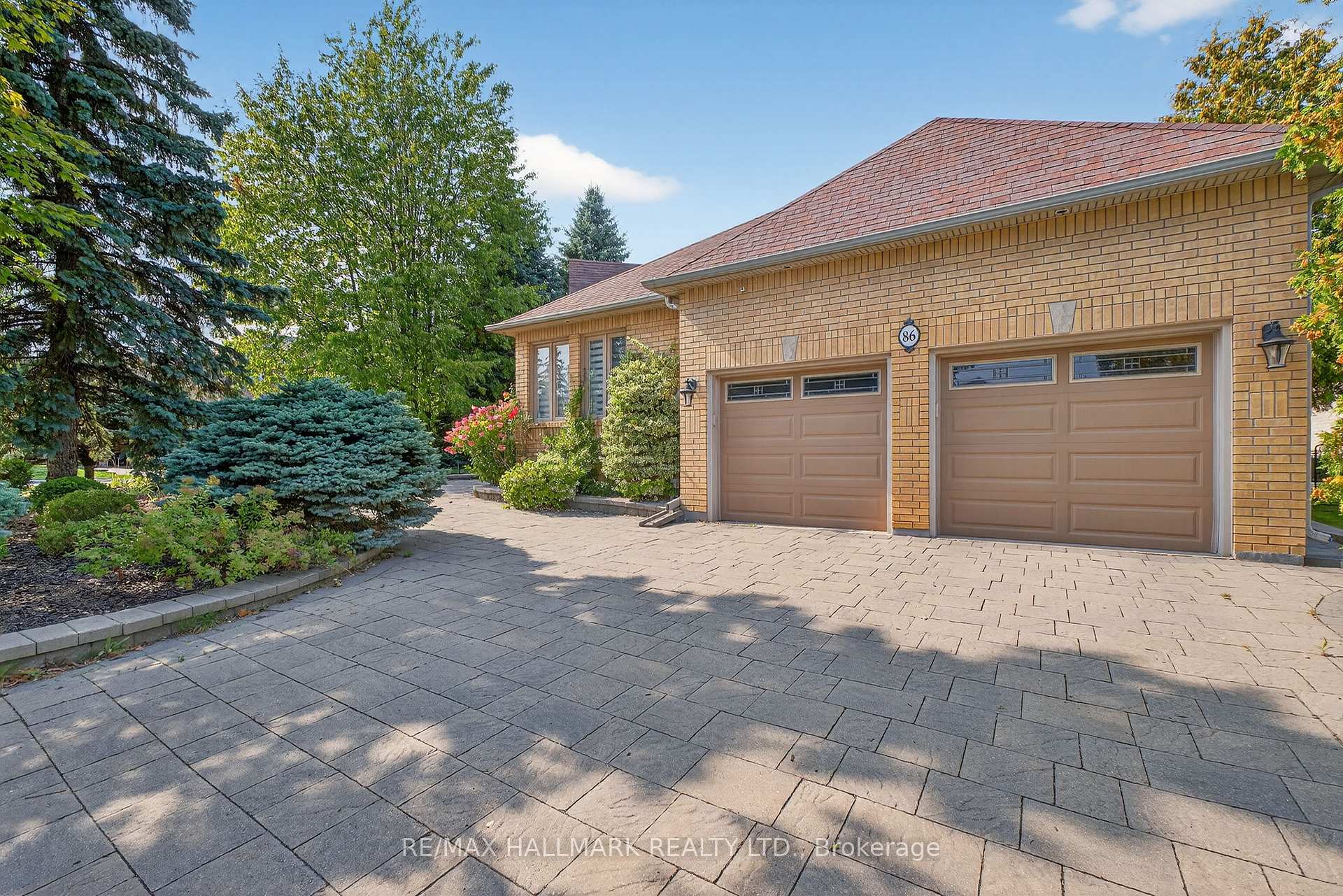 Photo 8 of 86 Roselawn Drive, Vaughan, Islington Woods — HOMEH