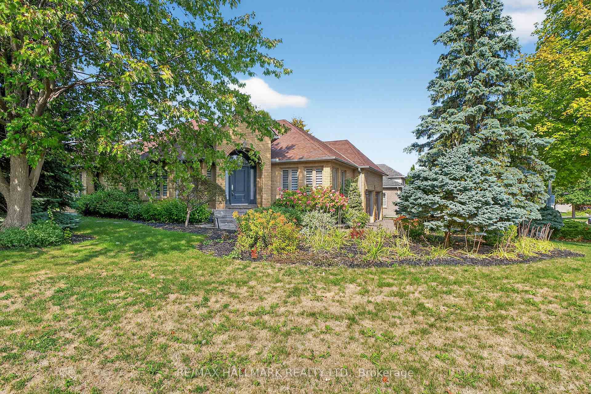 Photo 10 of 86 Roselawn Drive, Vaughan, Islington Woods — HOMEH